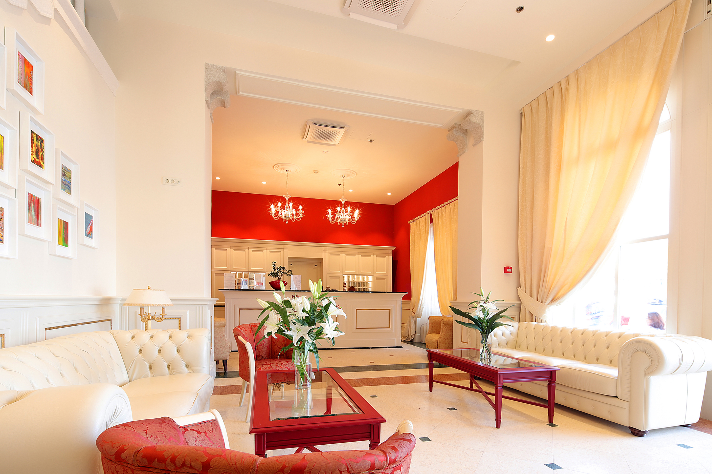 Arbiana Hotel by null