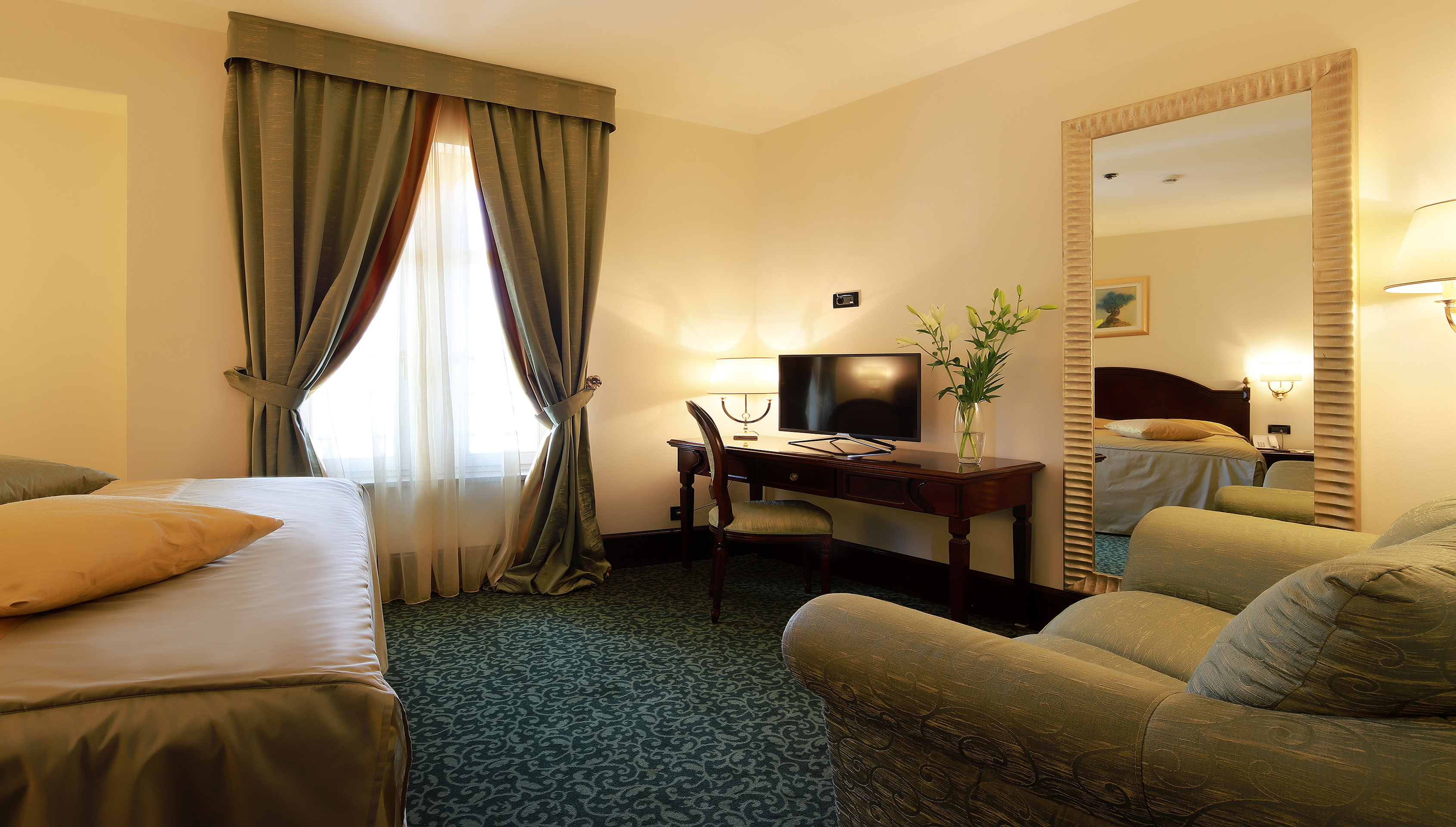 Arbiana Hotel by null