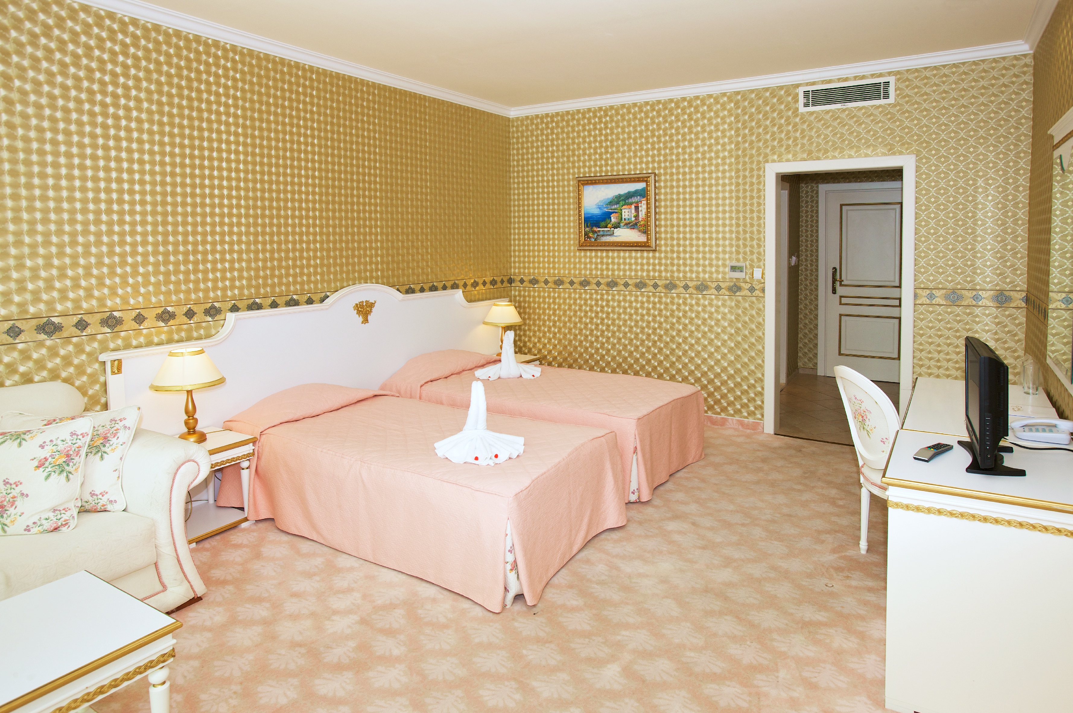 PLANETA Hotel & Aqua park by null