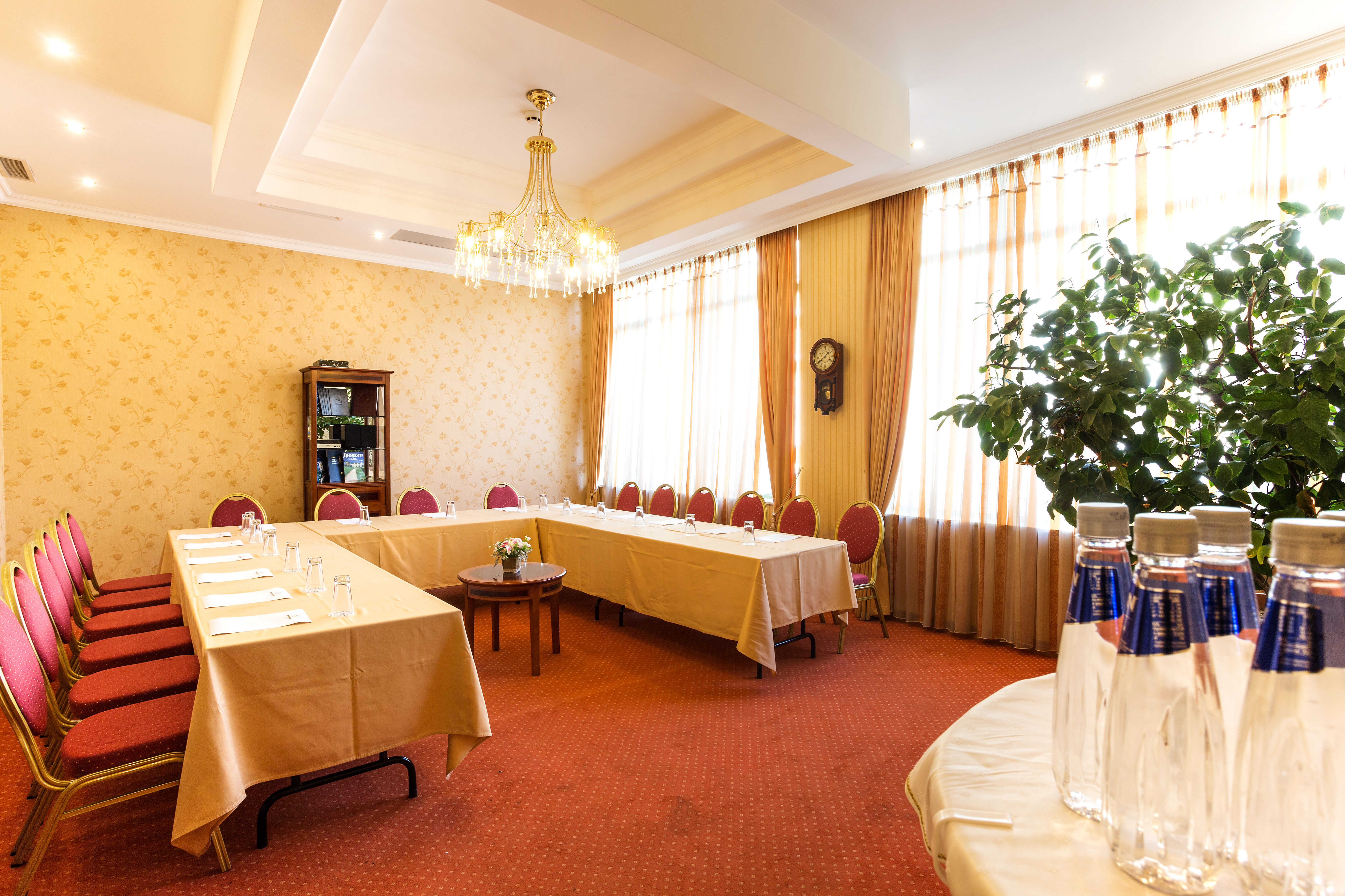 Hotel Romance & Family Suites - photo