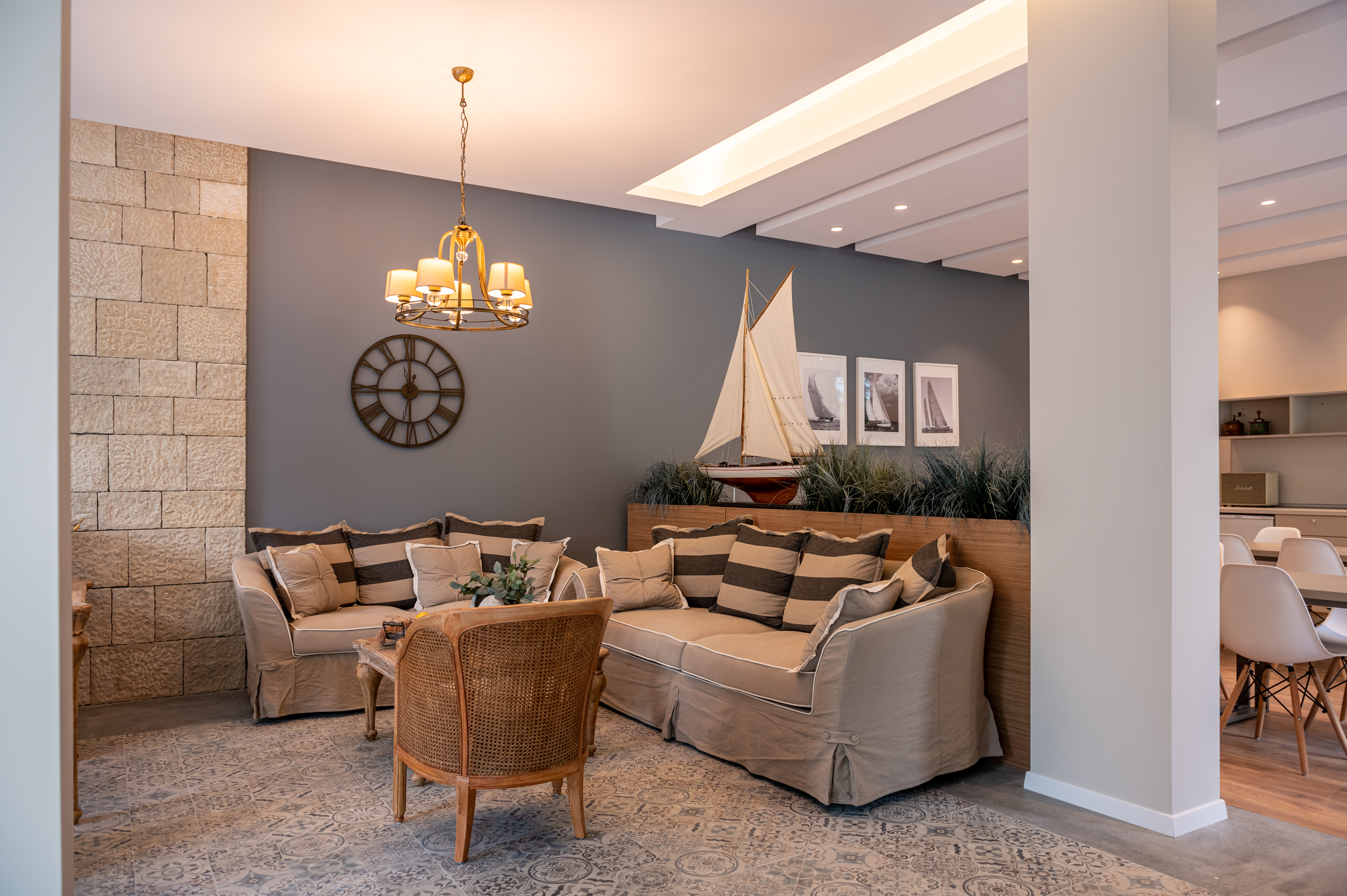 Hotel Romance & Family Suites - photo