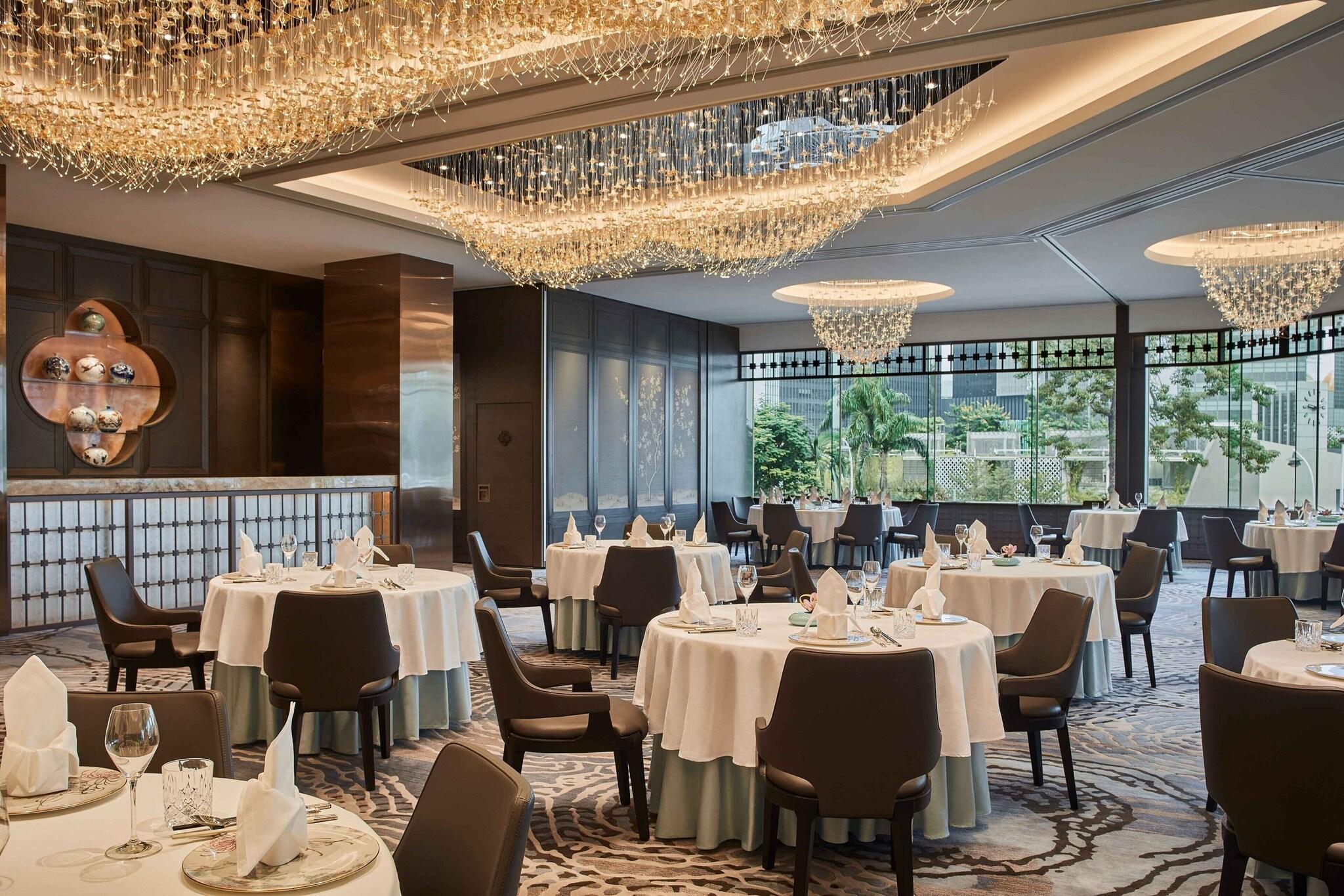 JW Marriott Hotel Hong Kong by null