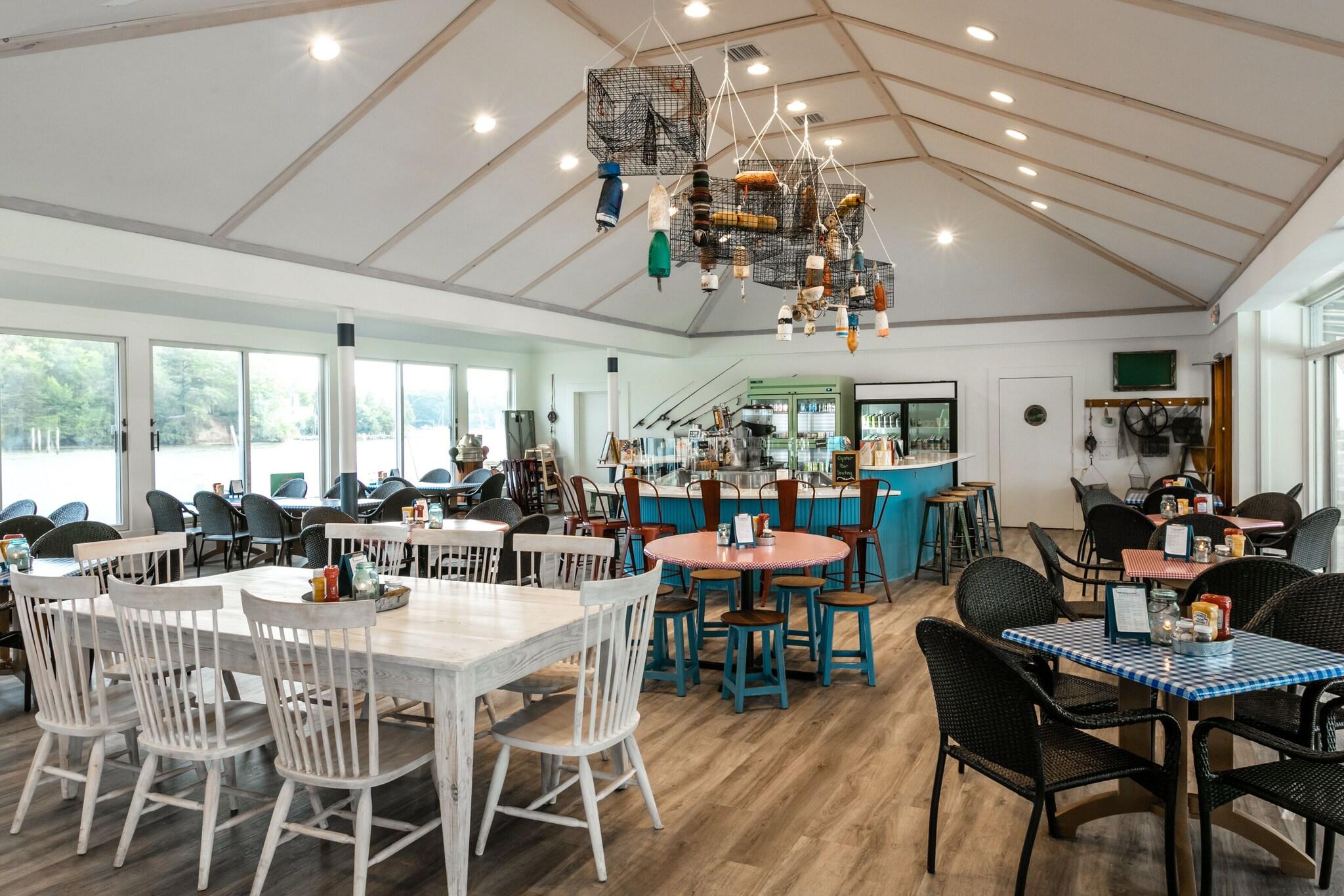 The Tides Inn by null