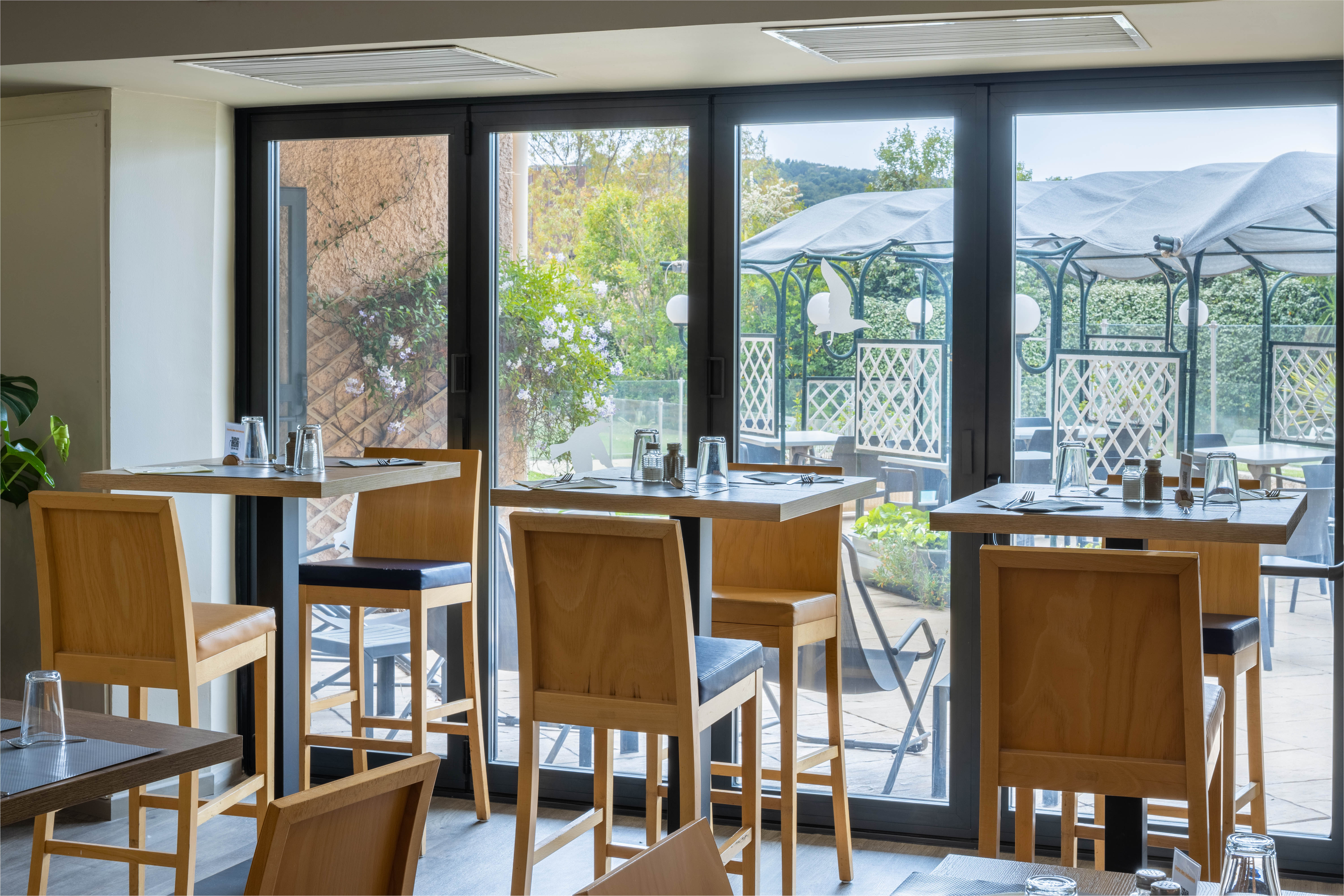 Noemys Toulon La Valette Hotel & Piscine