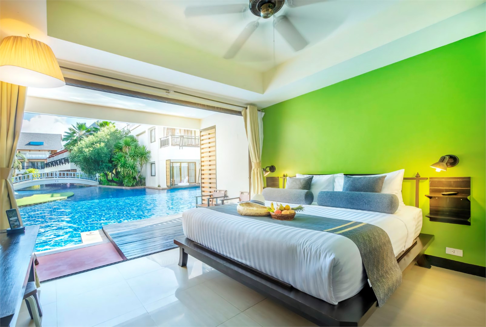 Lanta Cha-Da Beach Resort & Spa