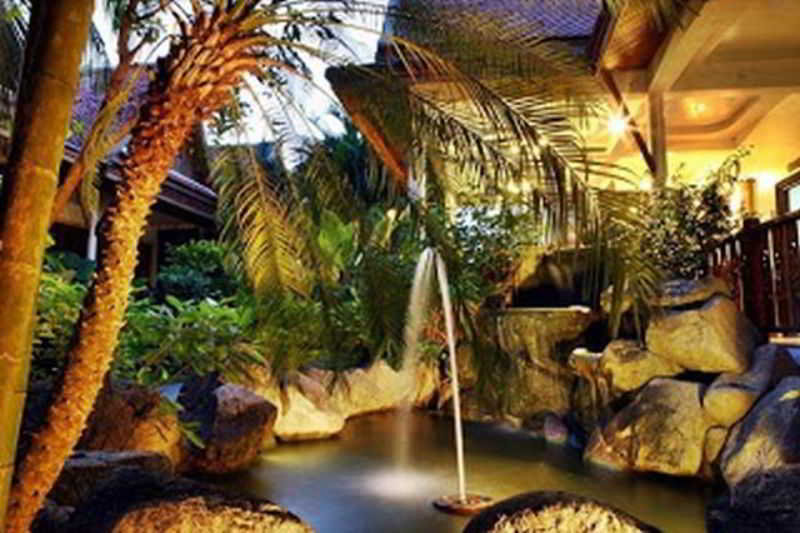 Bangtao Village Resort - Poză