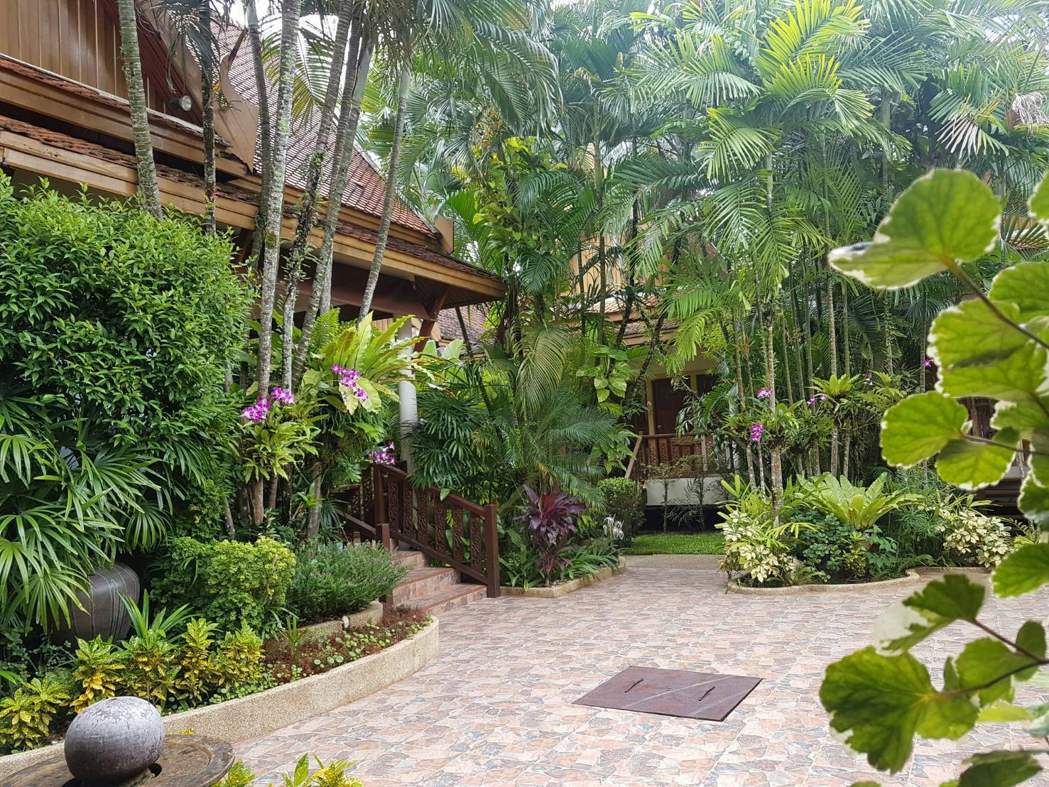 Bangtao Village Resort - Poză