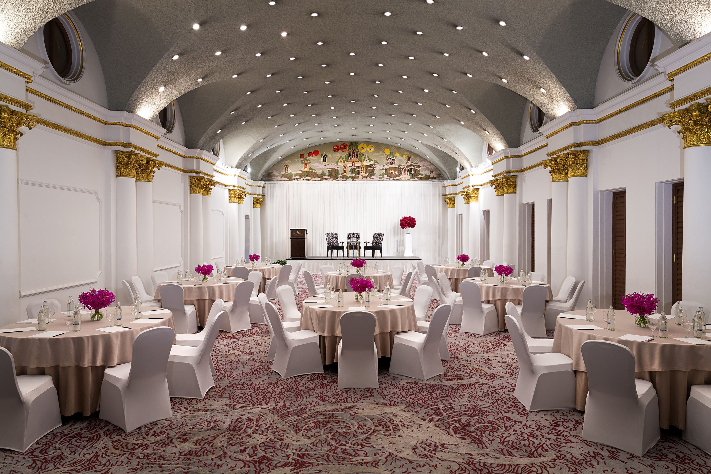 Anantara Siam Bangkok Hotel by null