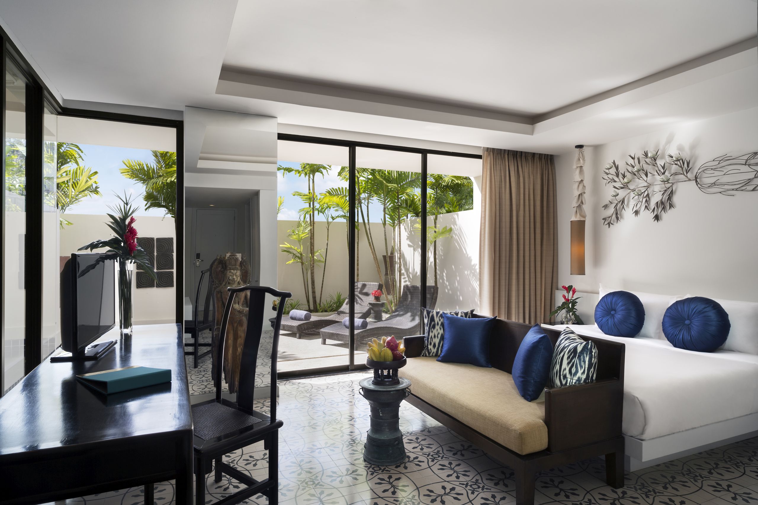 OUTRIGGER Surin Beach Resort by null