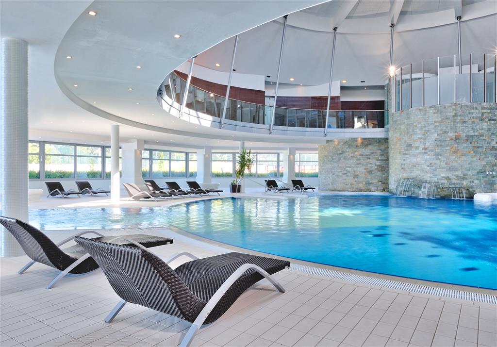 Le Méridien Lav, Split by null