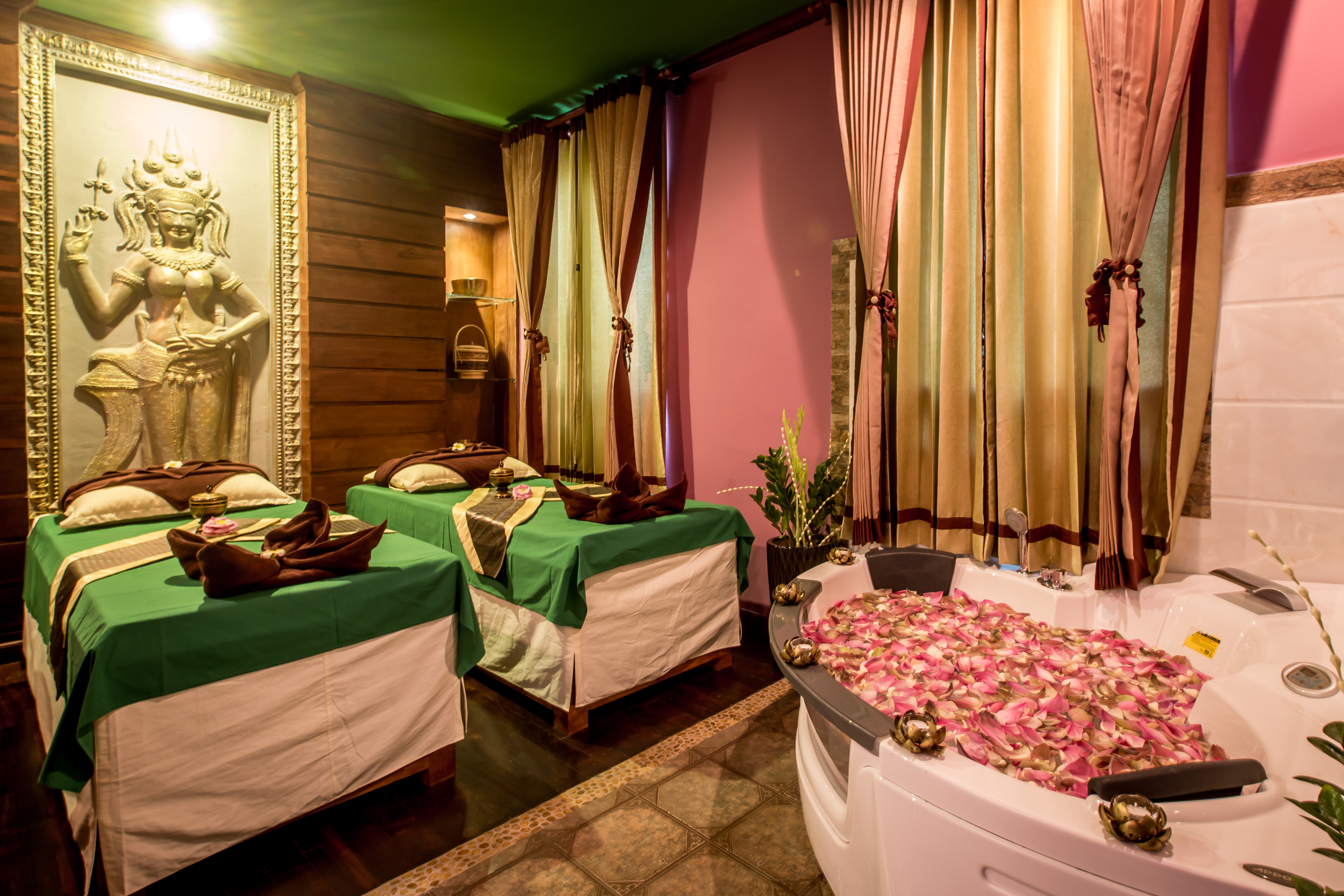 Empress Angkor Resort and Spa