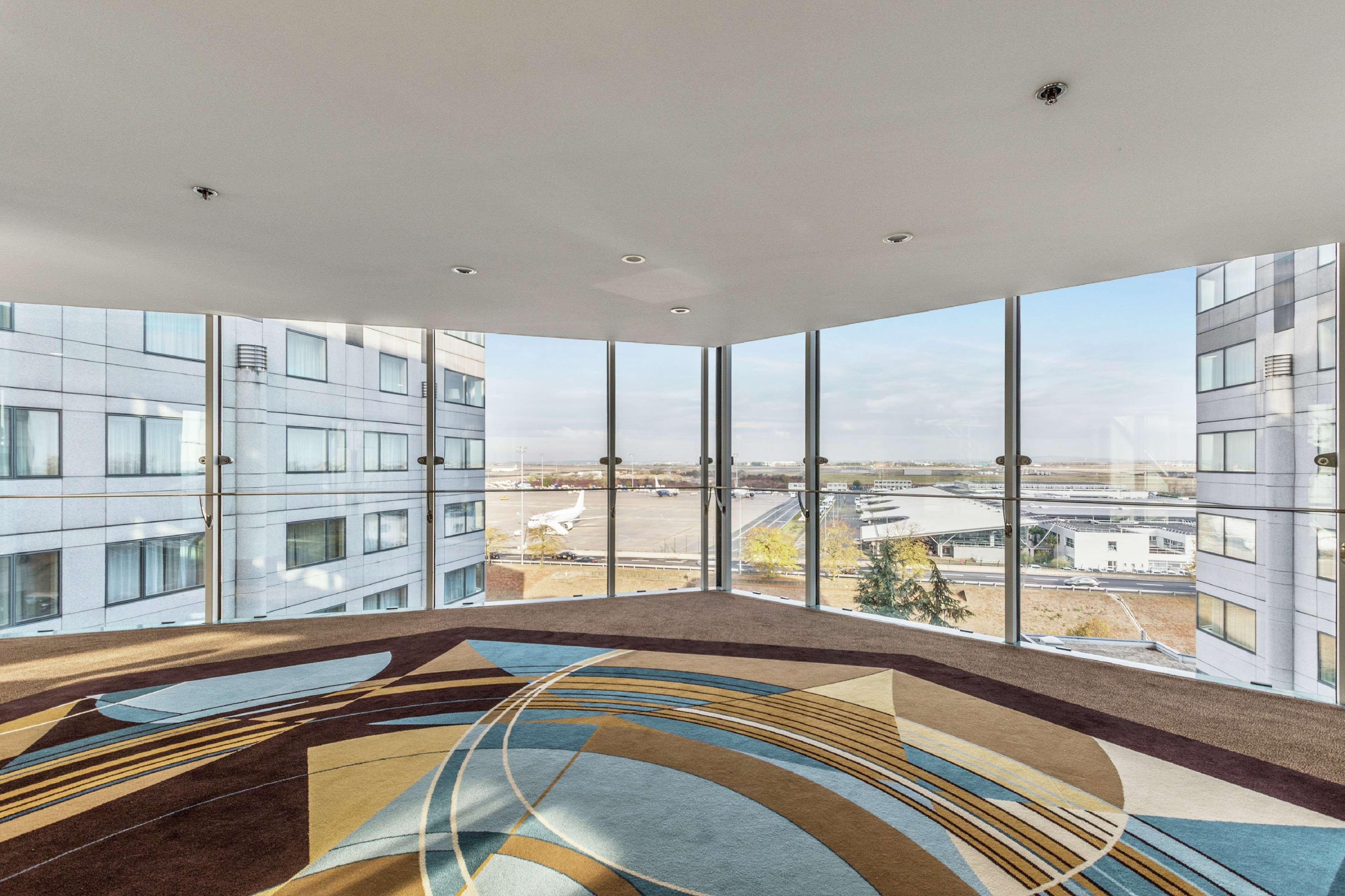 Hilton Paris Charles De Gaulle Airport - photo