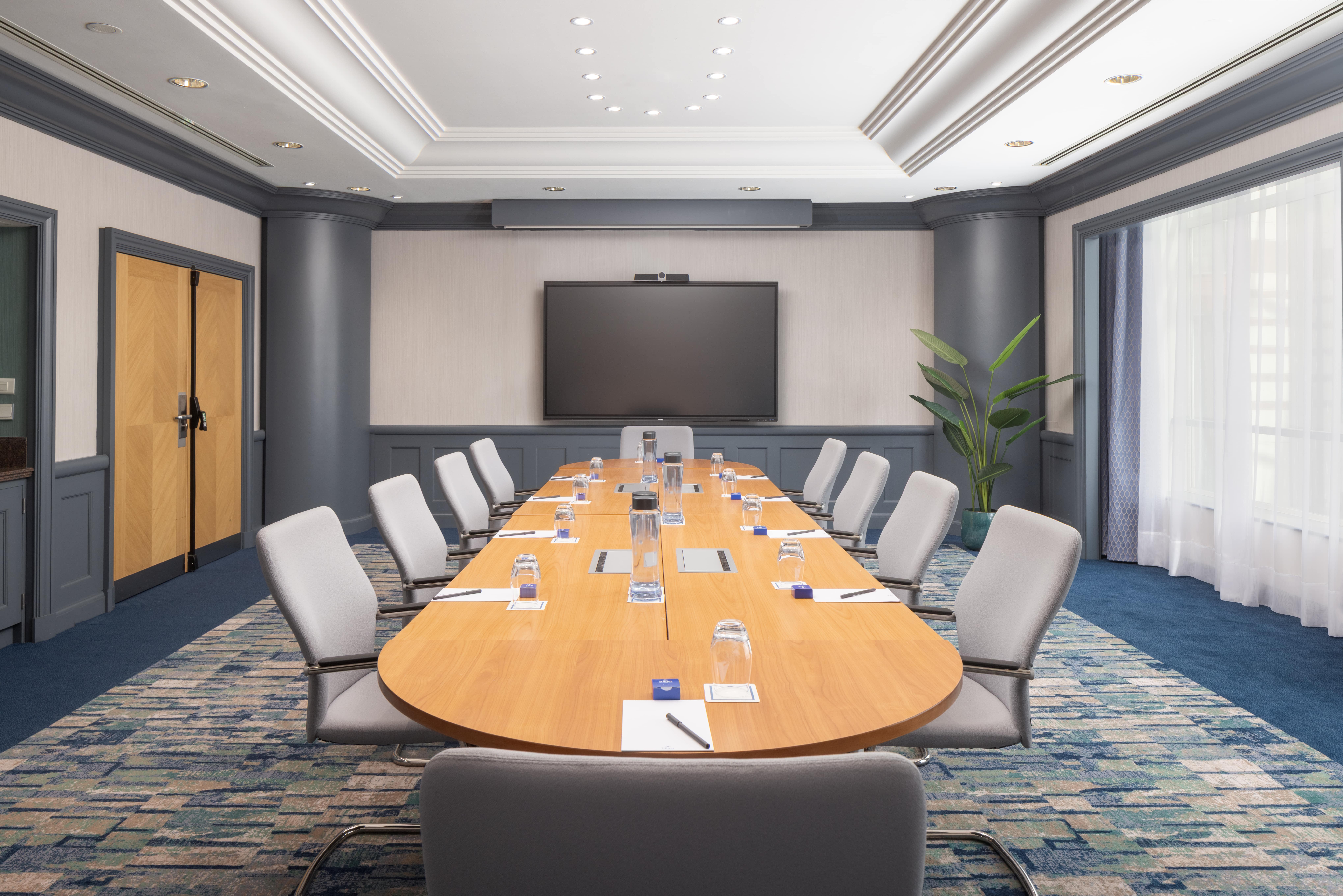 Hilton Paris Charles De Gaulle Airport - photo