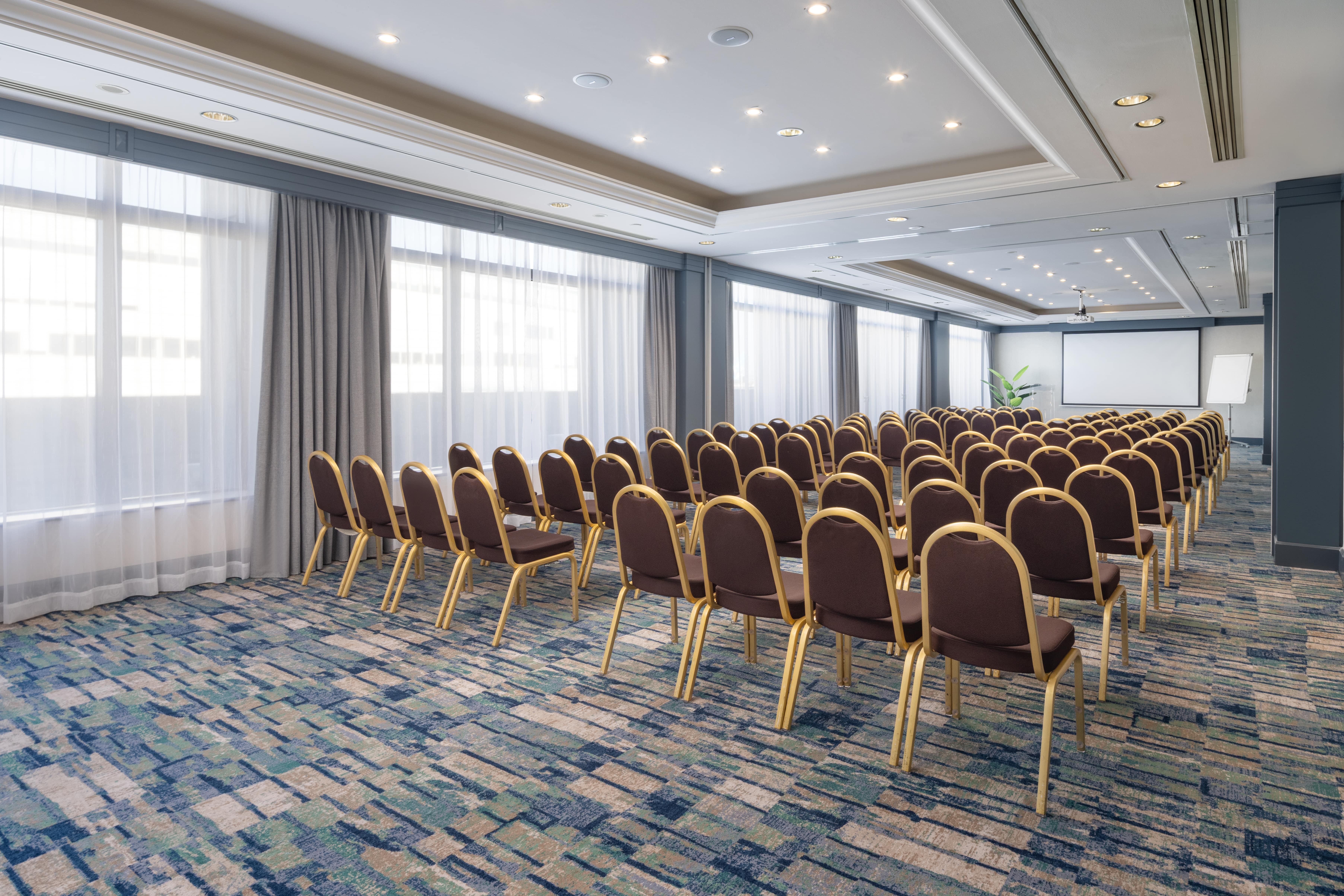 Hilton Paris Charles De Gaulle Airport - photo