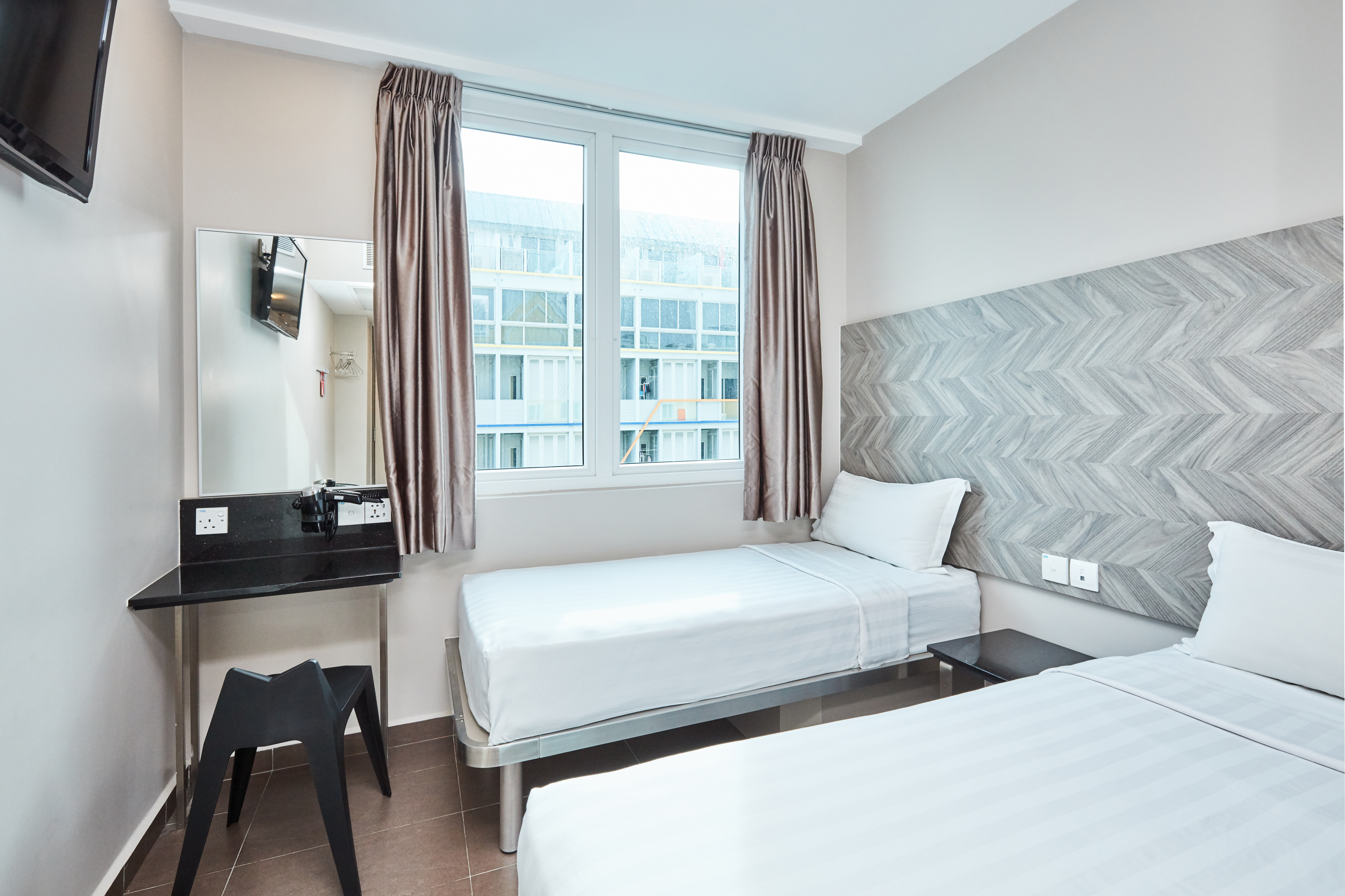 Ibis Budget Singapore Dahlia