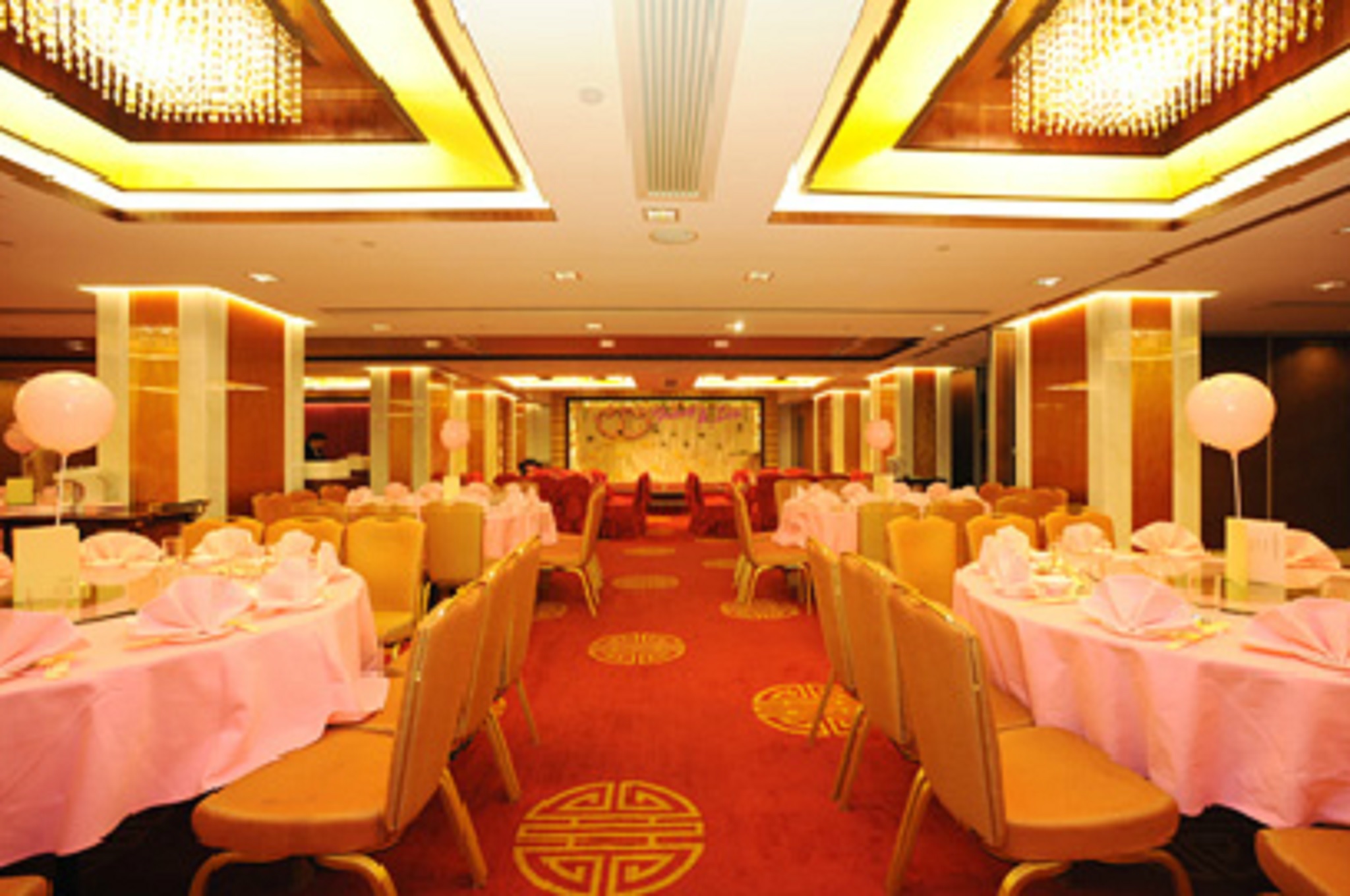 Emperor Hotel