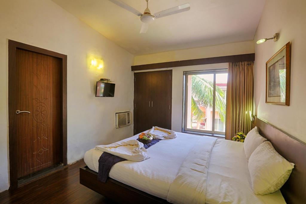 The Byke Heritage - Old Anchor (South Goa) by null