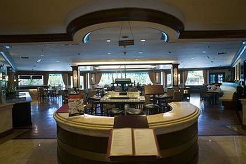 The Sunan Hotel Solo