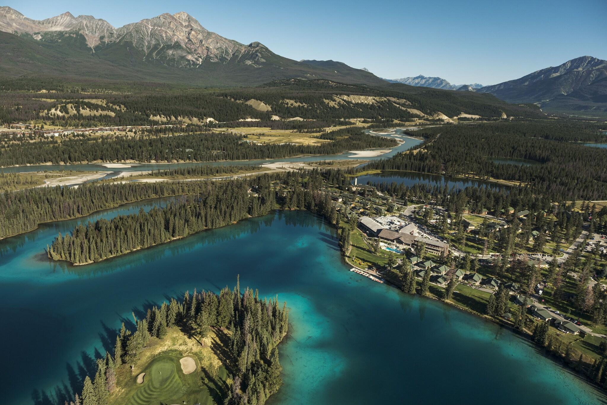 Fairmont Jasper Park Lodge by null