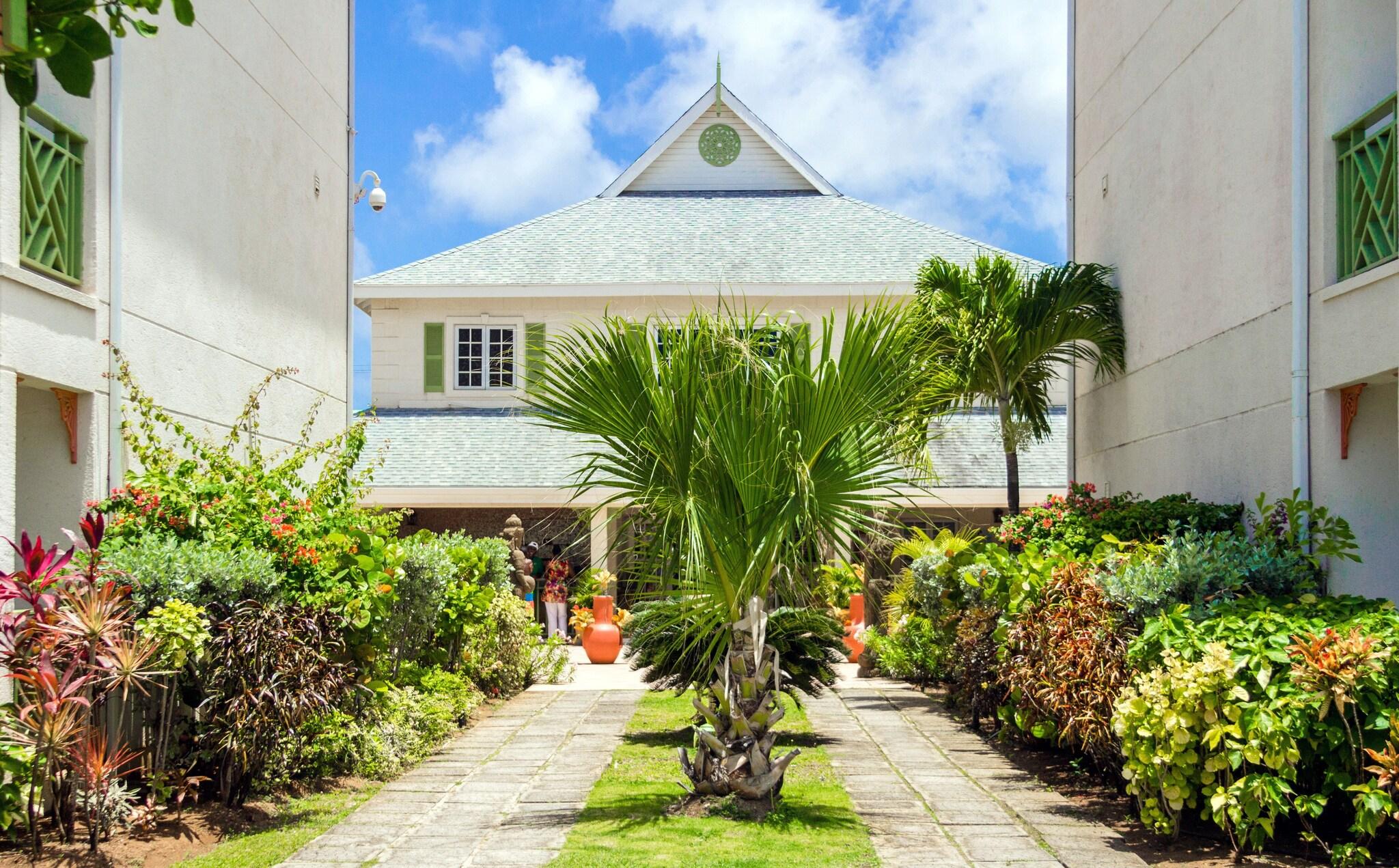 Bay Gardens Beach Resort & Spa by null