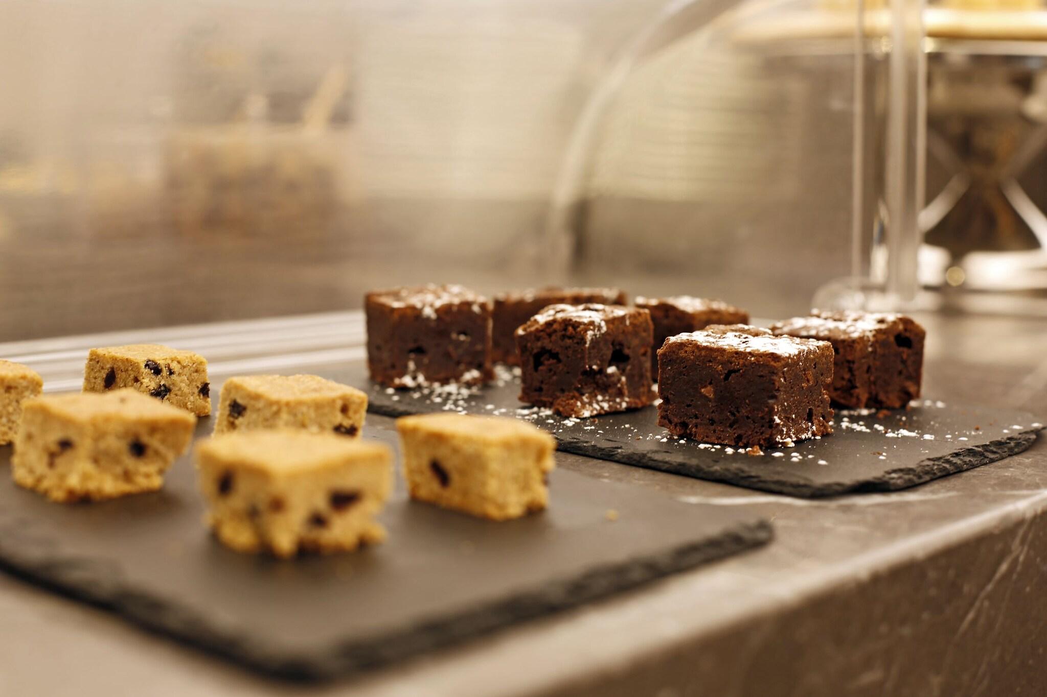 Hotel Lozenge by null