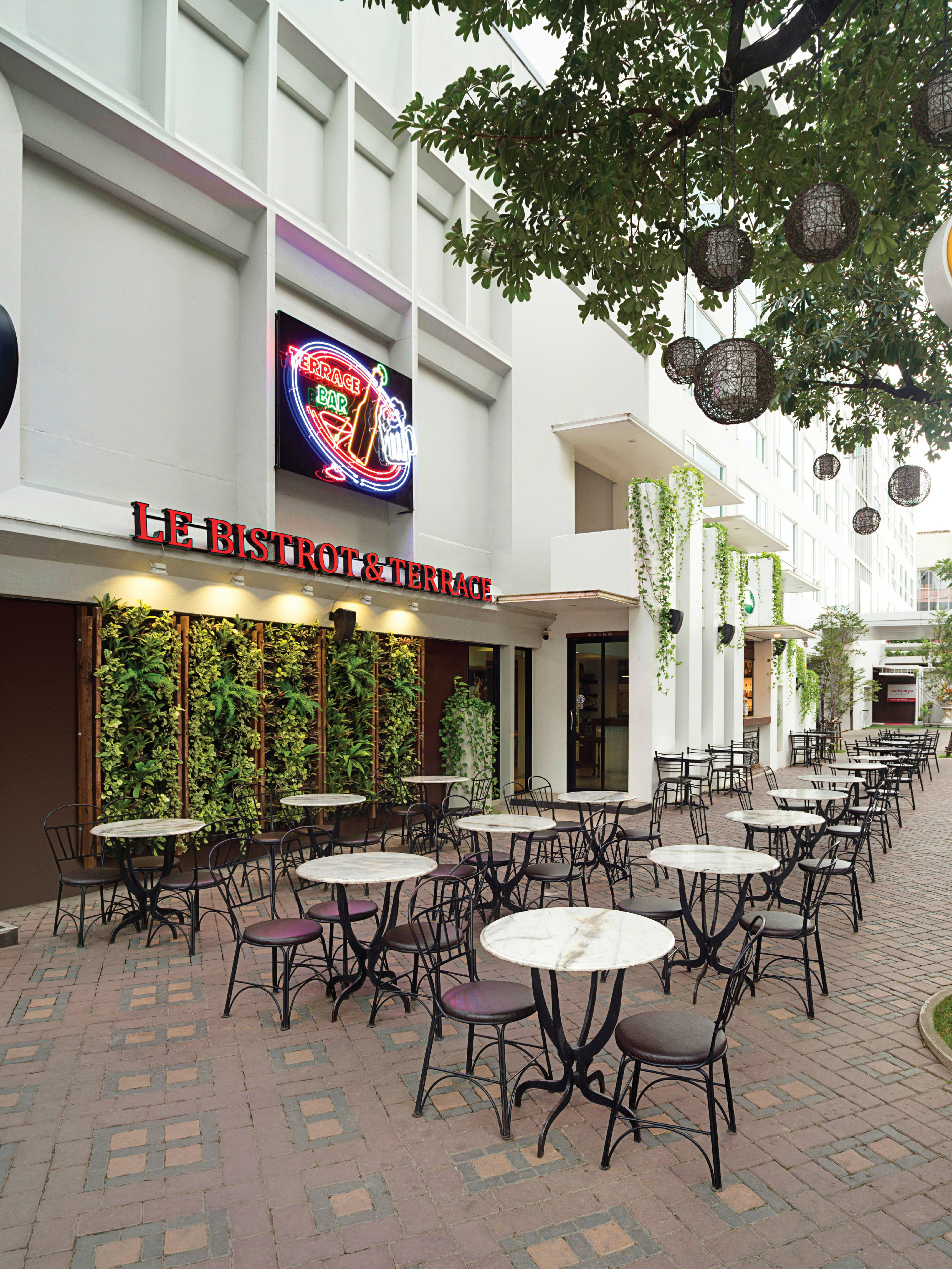 Mövenpick Suriwongse Chiang Mai by null