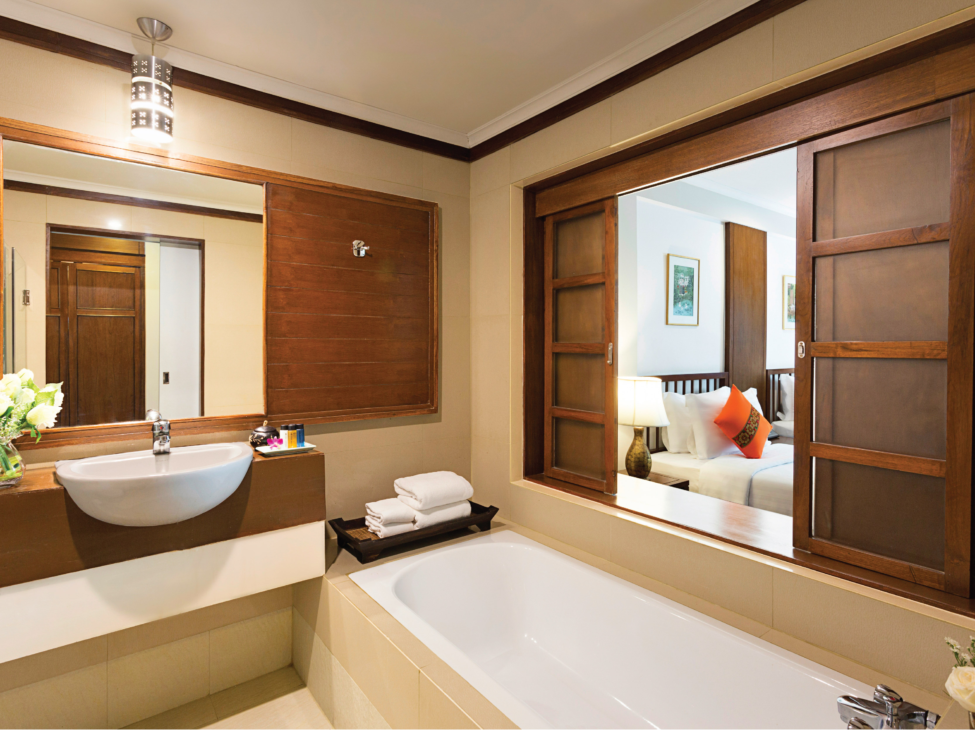 Mövenpick Suriwongse Chiang Mai by null