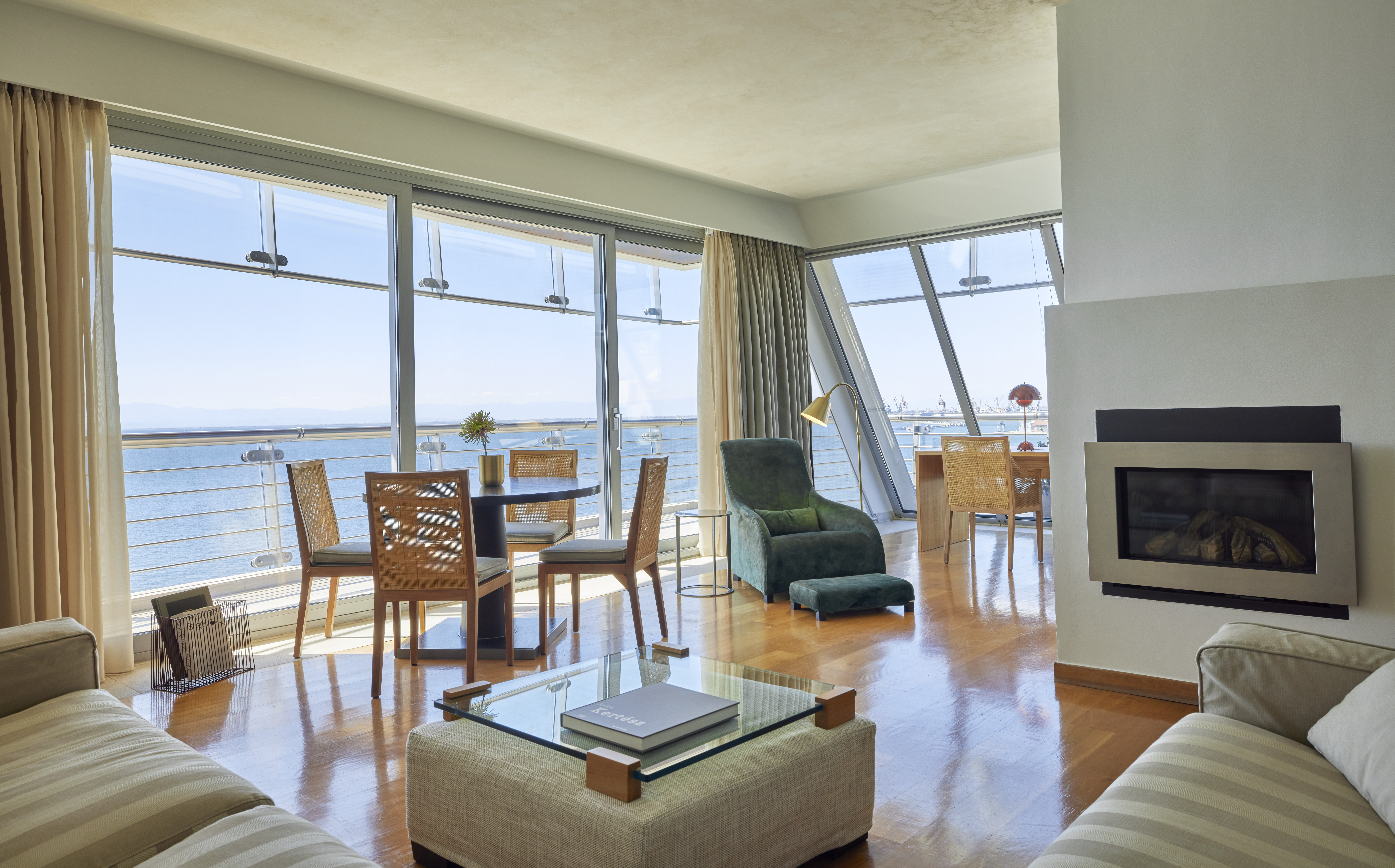Suite, luxury, sea view