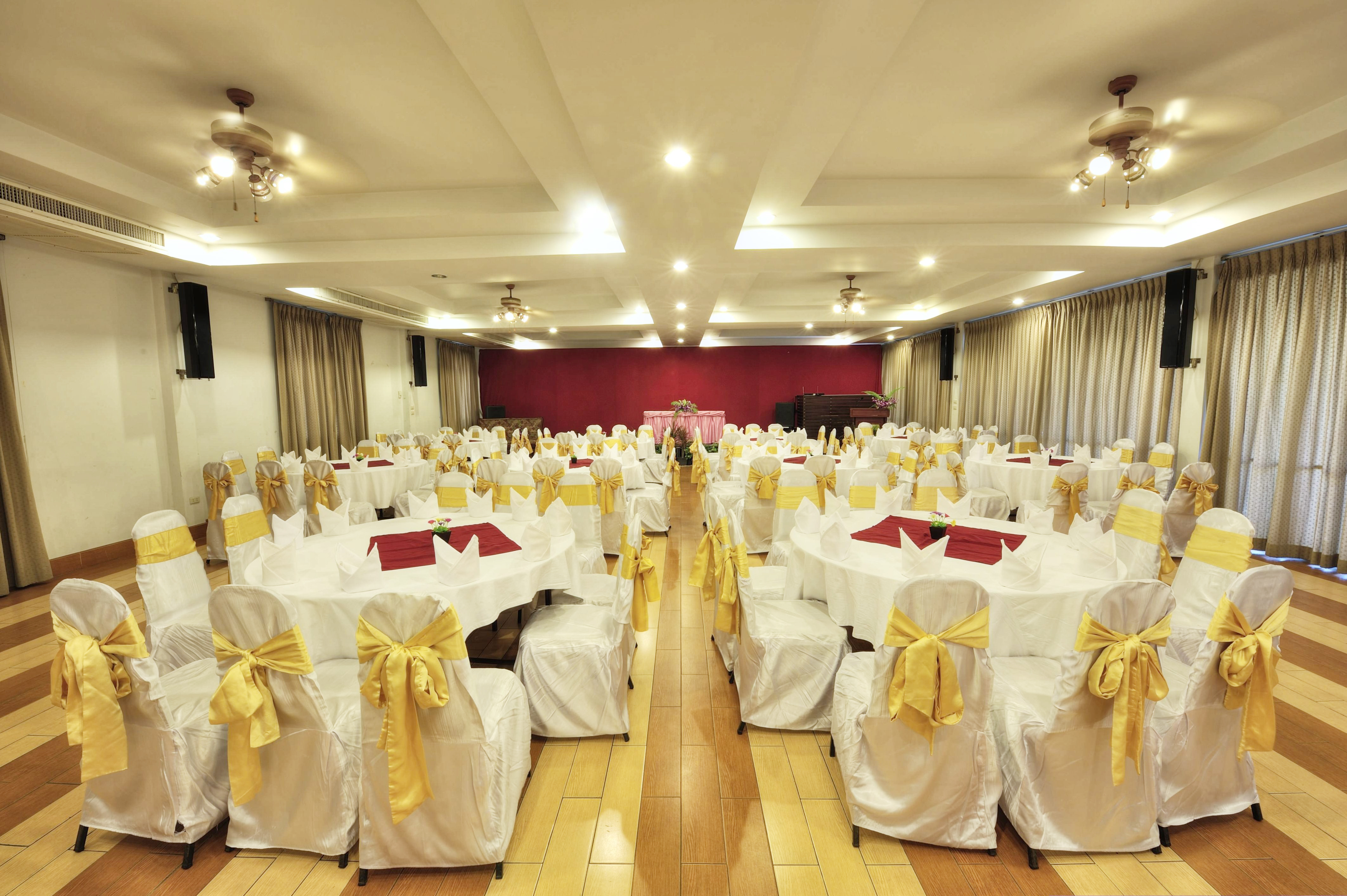 Coco Beach Hotel Jomtien Pattaya - photo