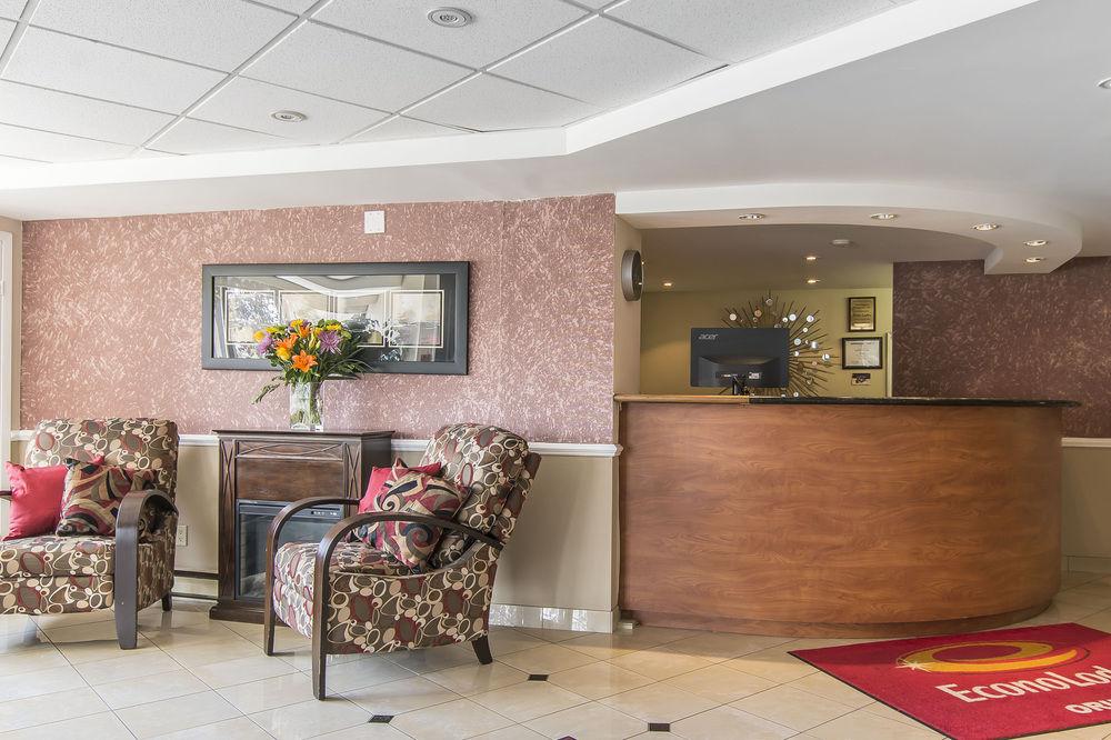 Econo Lodge Orillia