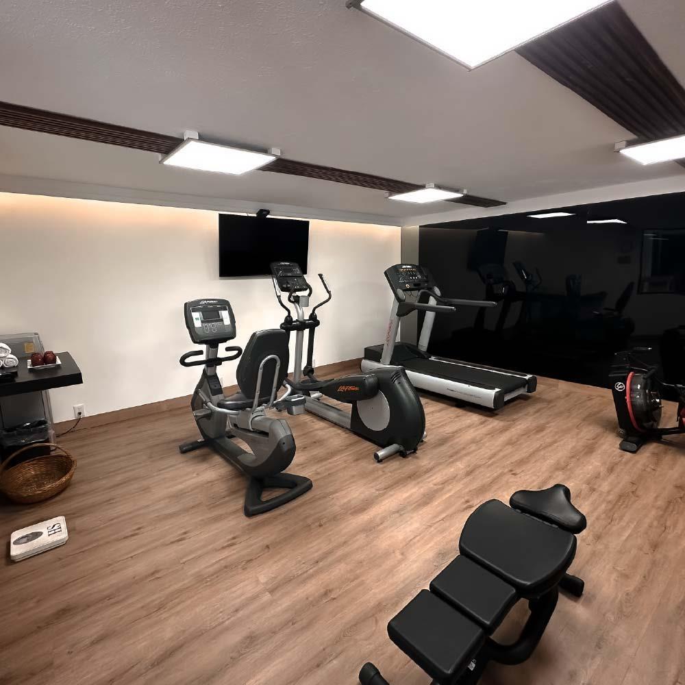 HS HOTSSON Hotel Tampico