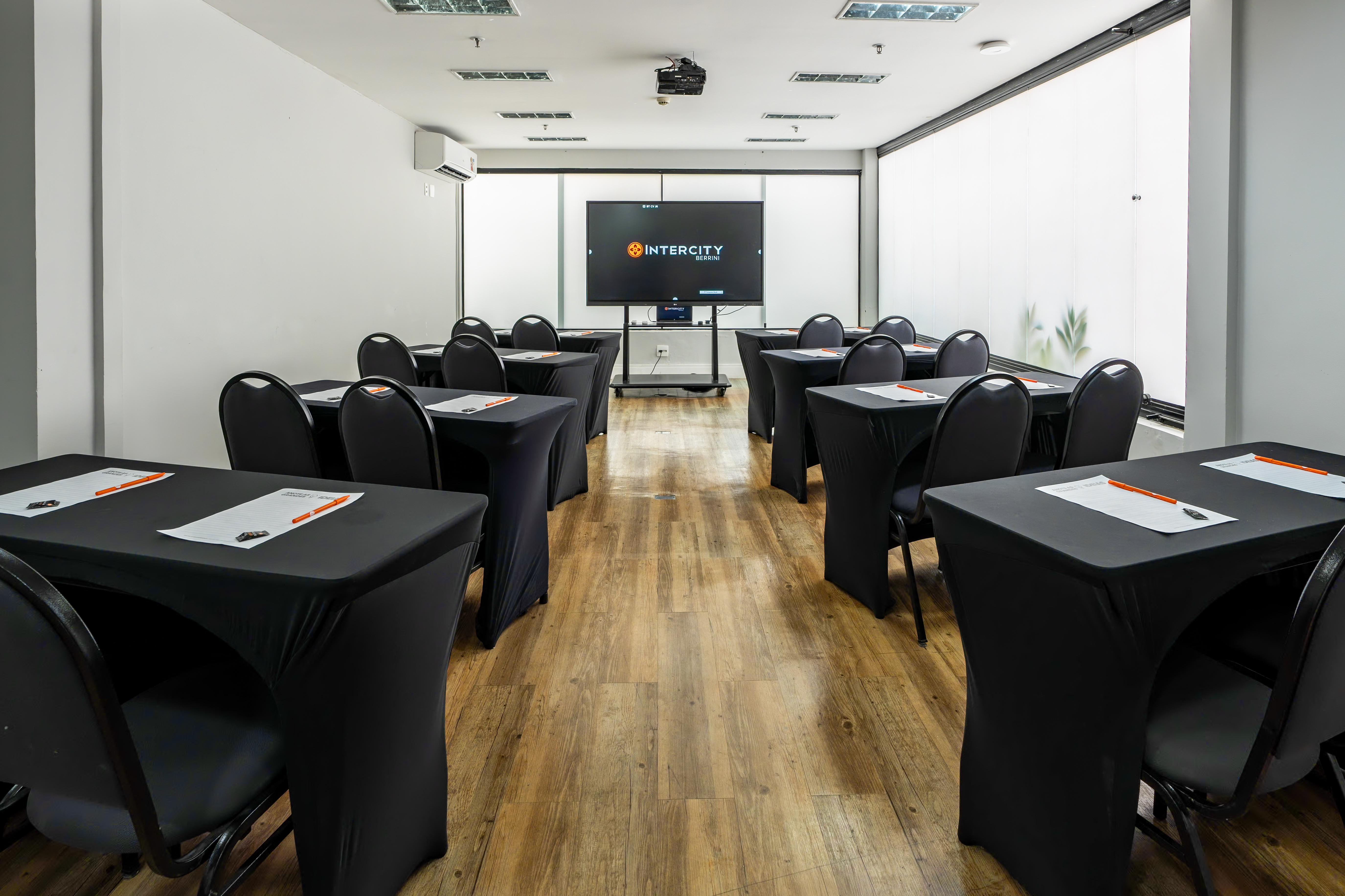 Imagem da galeria de Travelodge Barcelona Fira