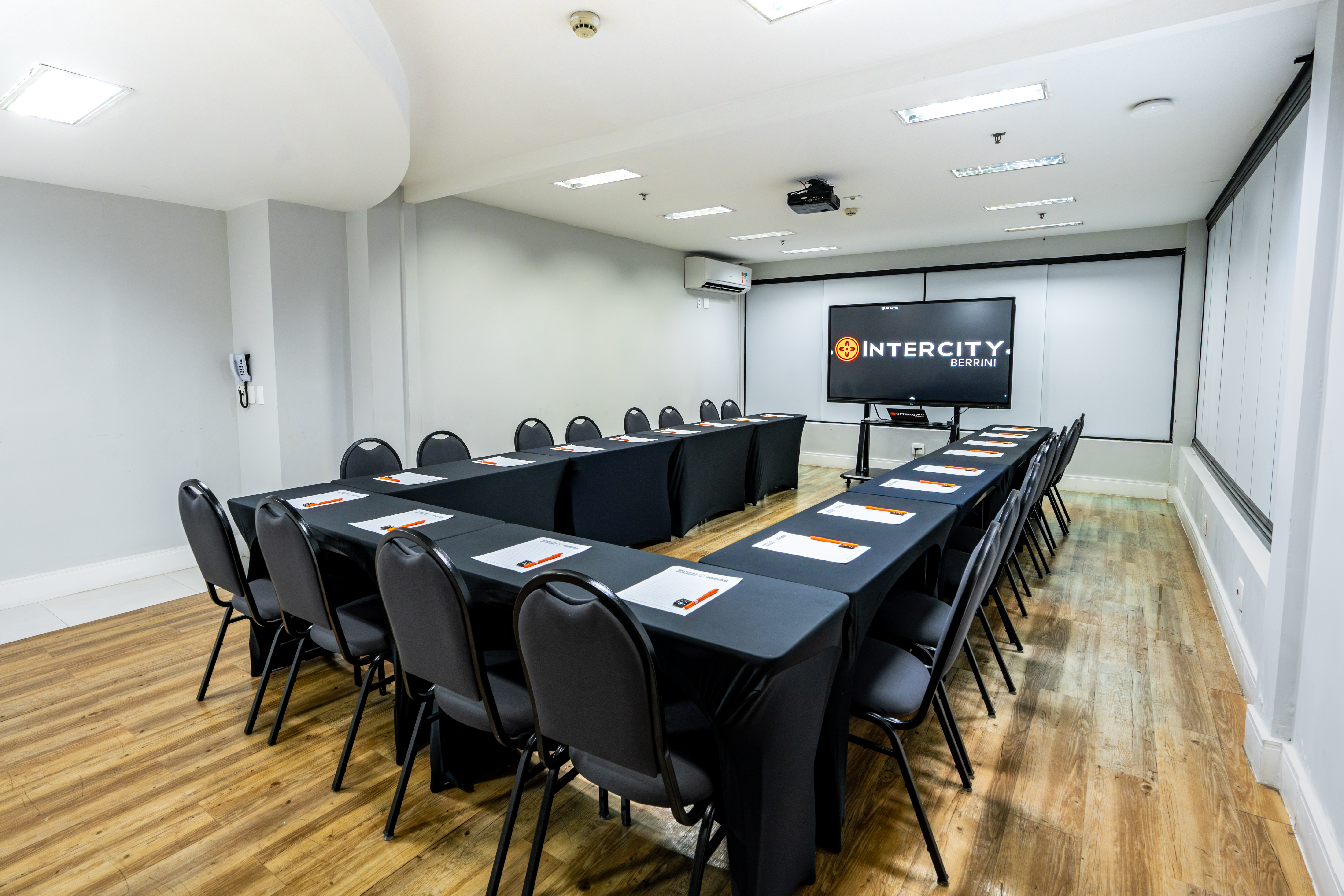 Imagem da galeria de Travelodge Barcelona Fira