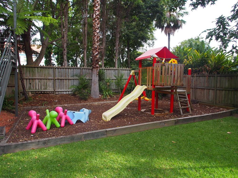 Glenferrie Lodge by null