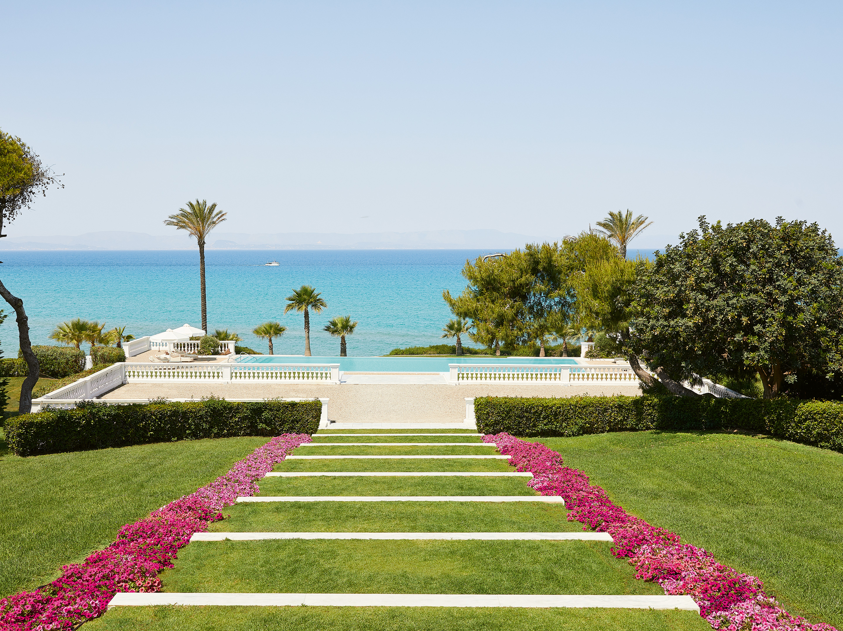 Mandola Rosa a Grecotel Resort to Live - фото