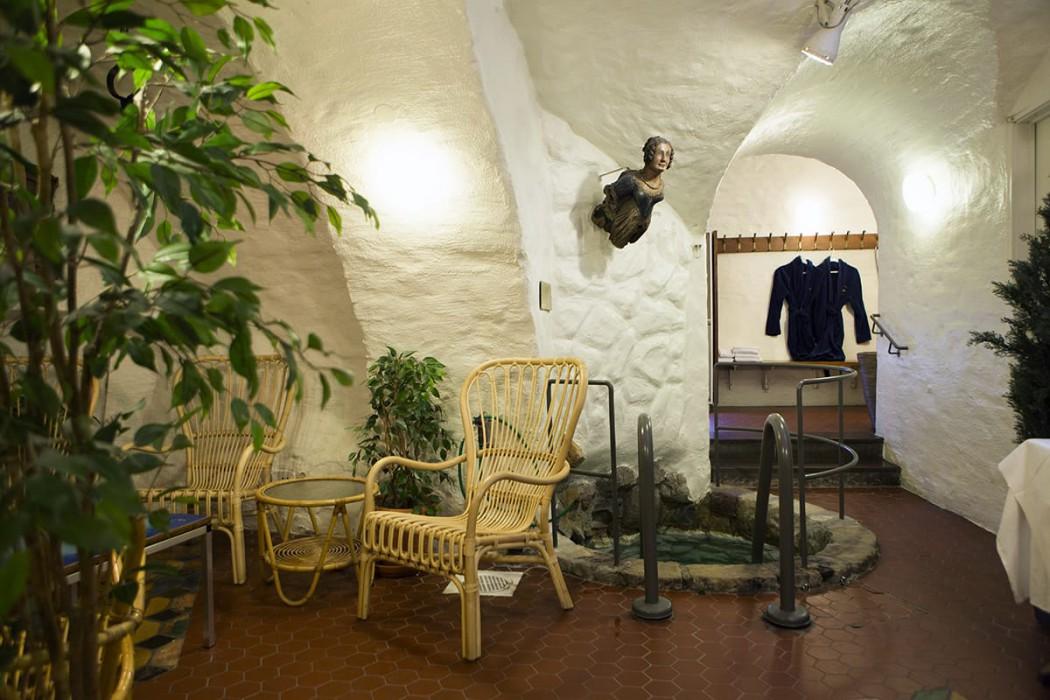 Collector's Lady Hamilton Hotel by null