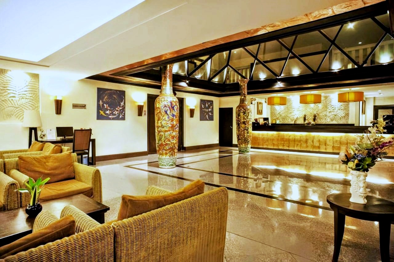 Royal Peninsula Hotel by null