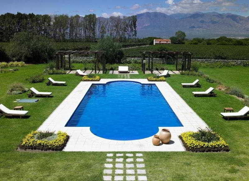 Patios de Cafayate by null