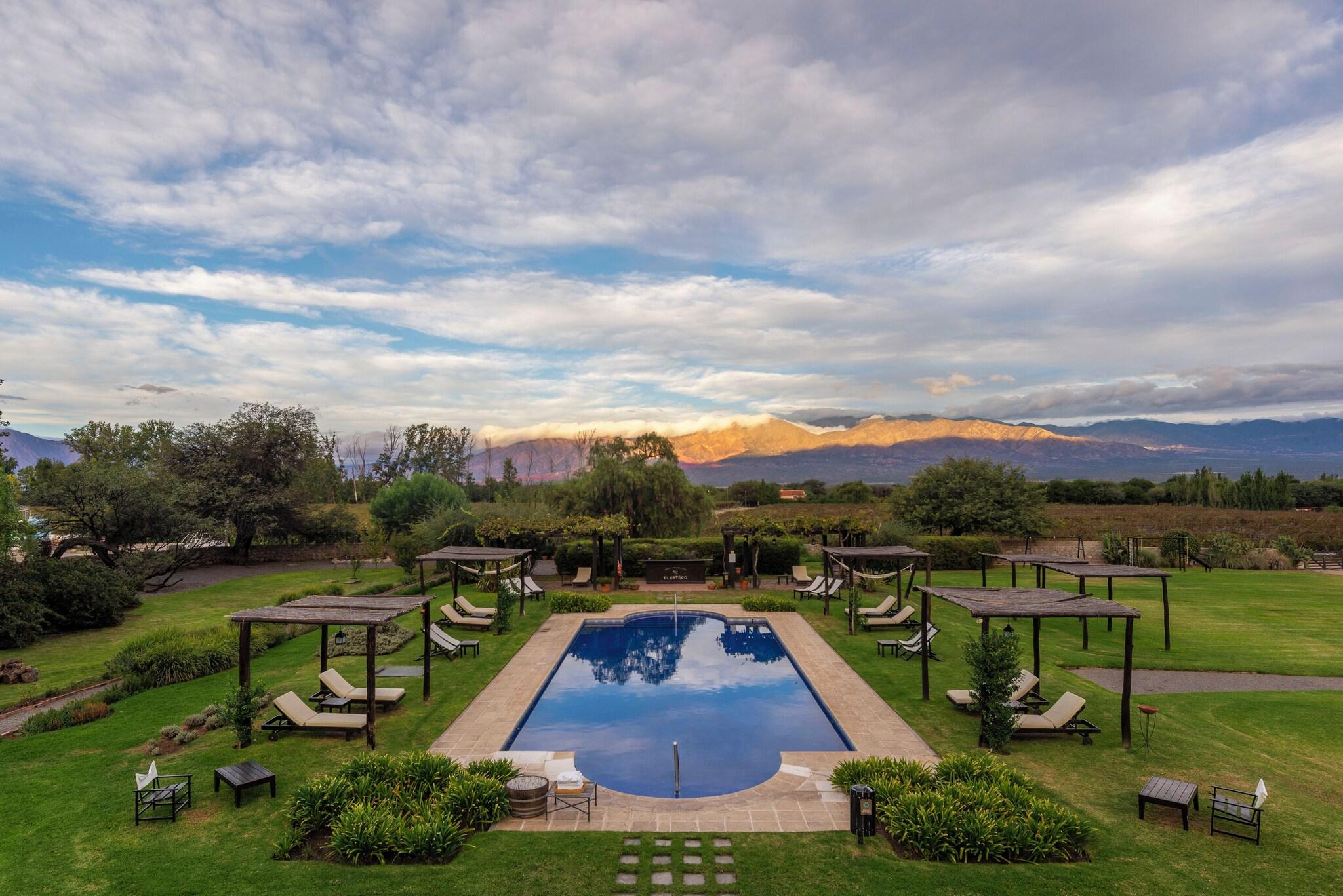 Patios de Cafayate by null