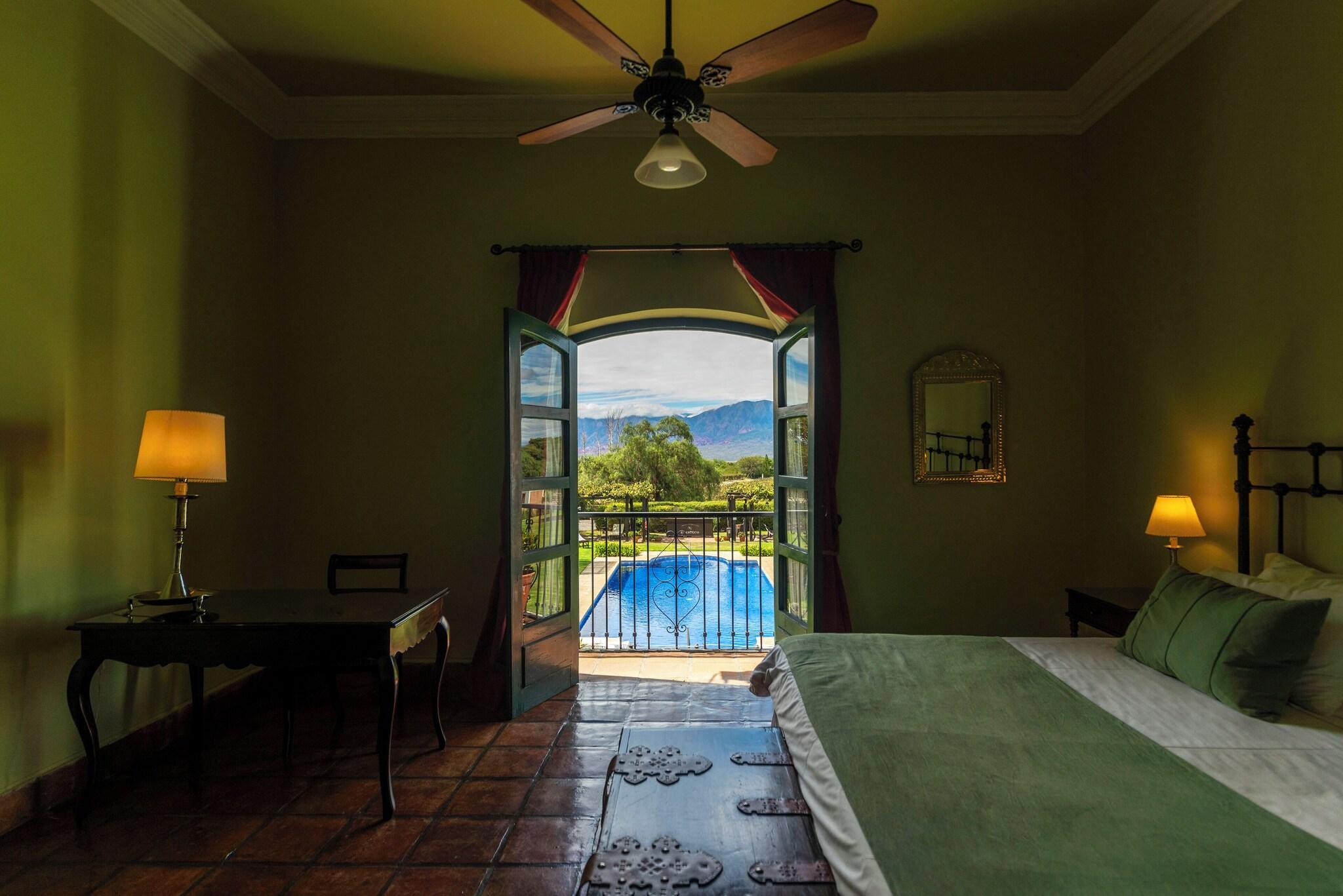 Patios de Cafayate by null