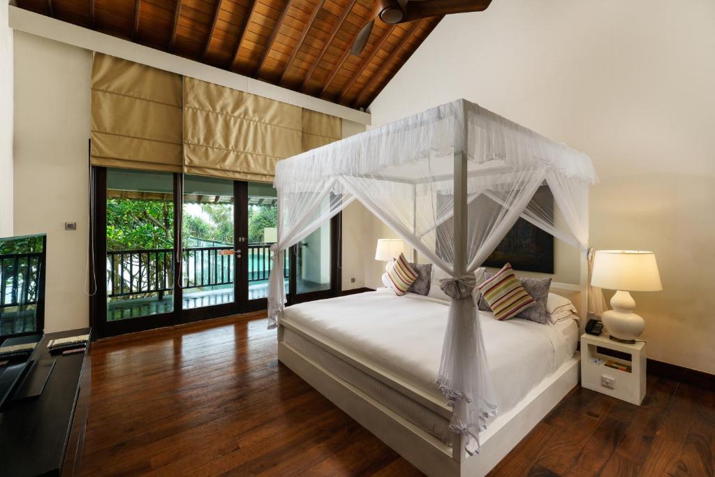 The Fortress Resort and Spa