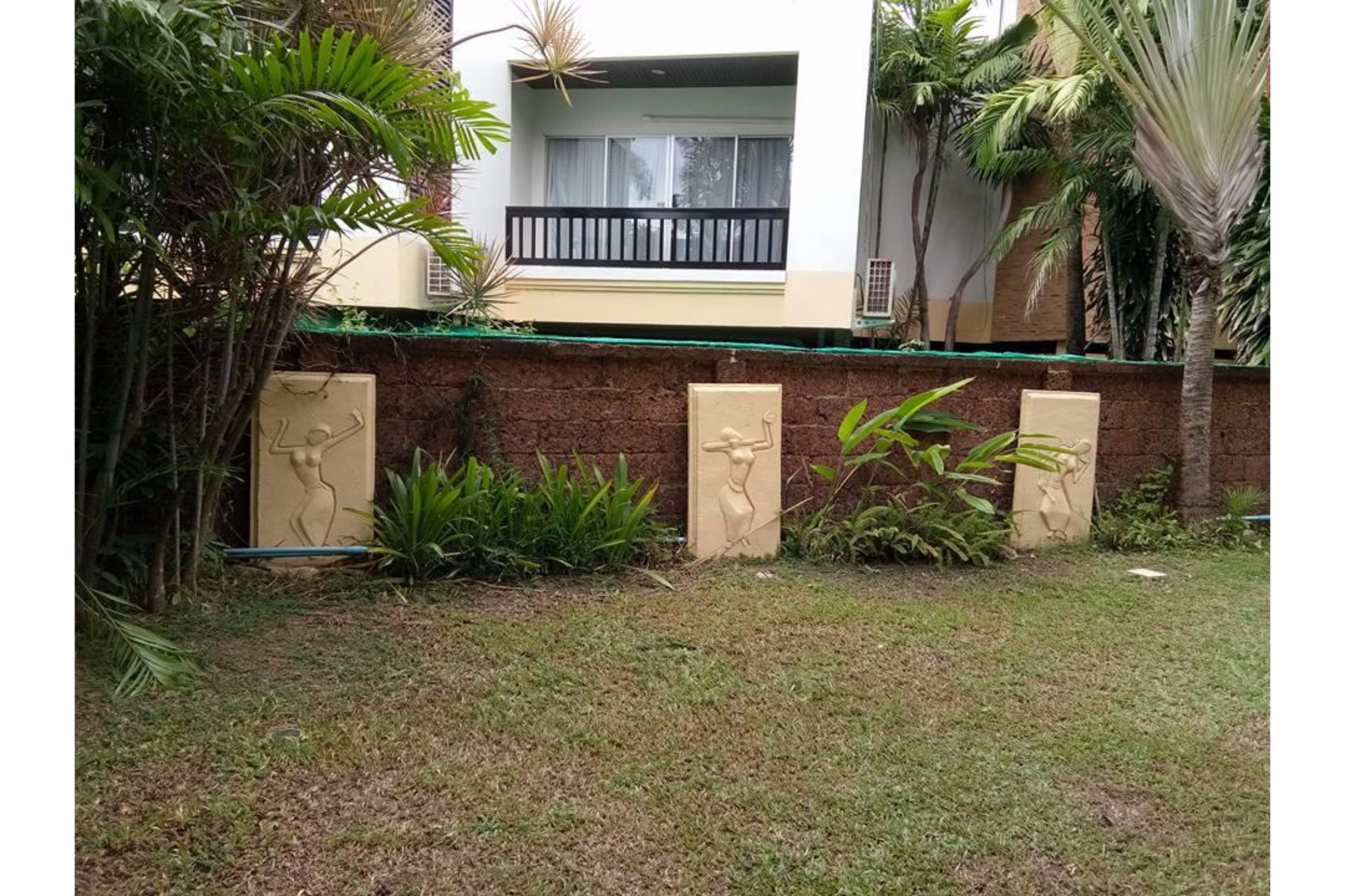 Golden Pine Beach Resort & Spa, Pran Buri