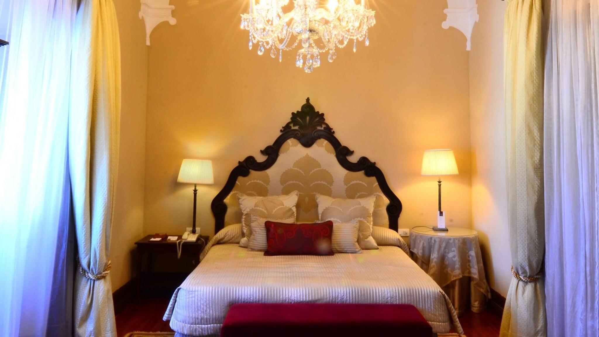 Convento do Espinheiro, Historic Hotel & Spa - Évora by null