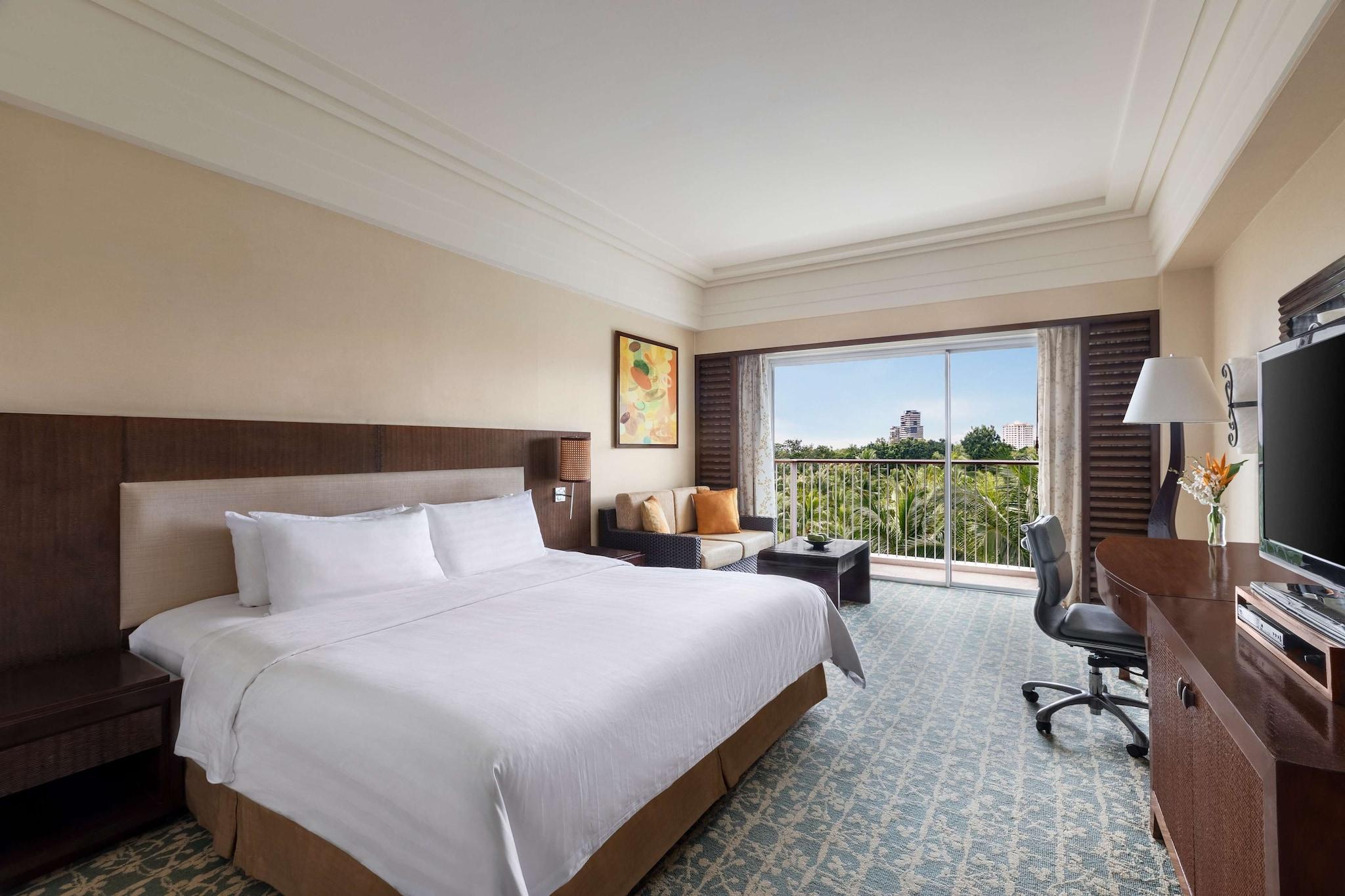 Shangri-La Mactan, Cebu by null