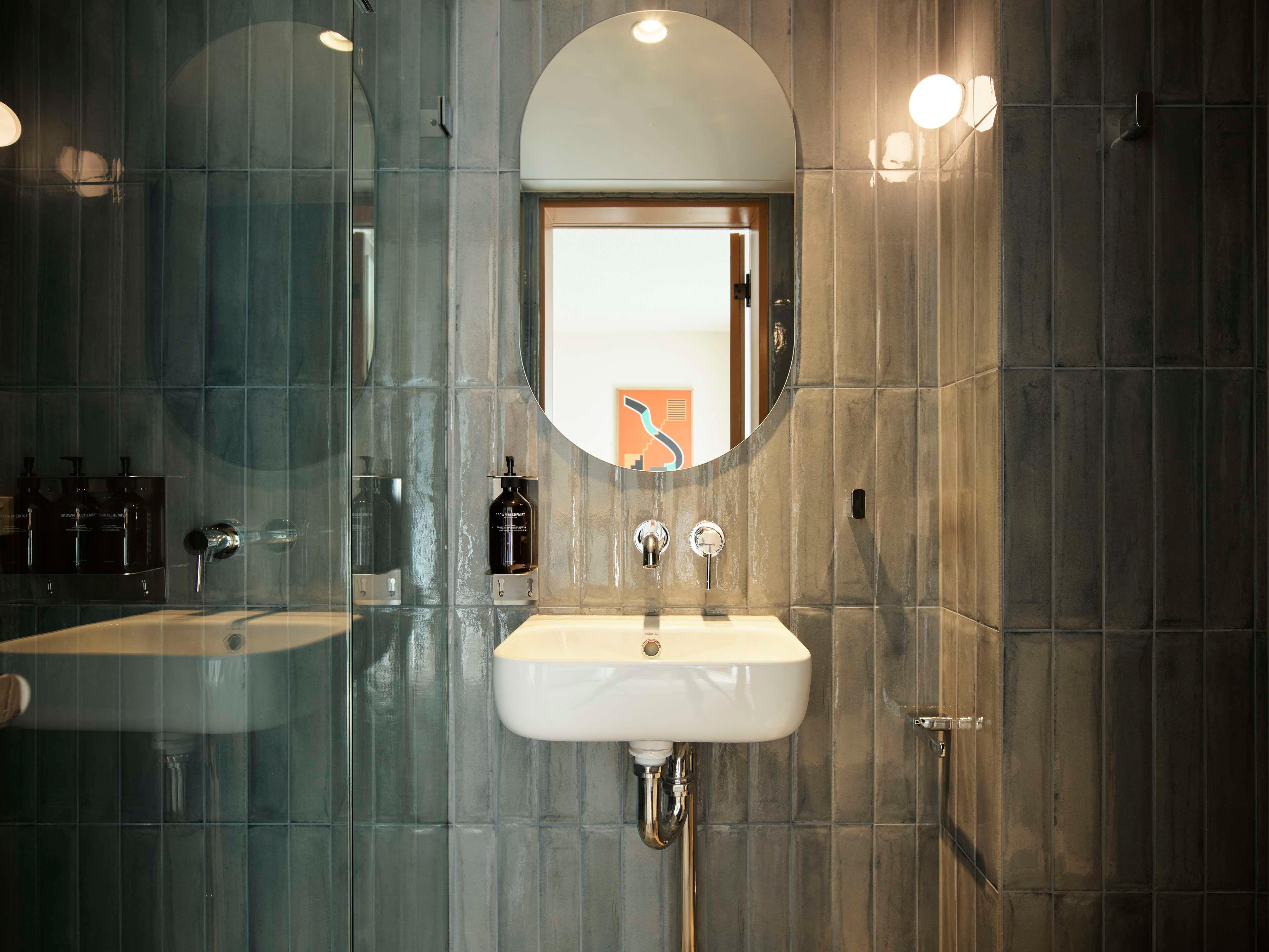 Oxford House by null