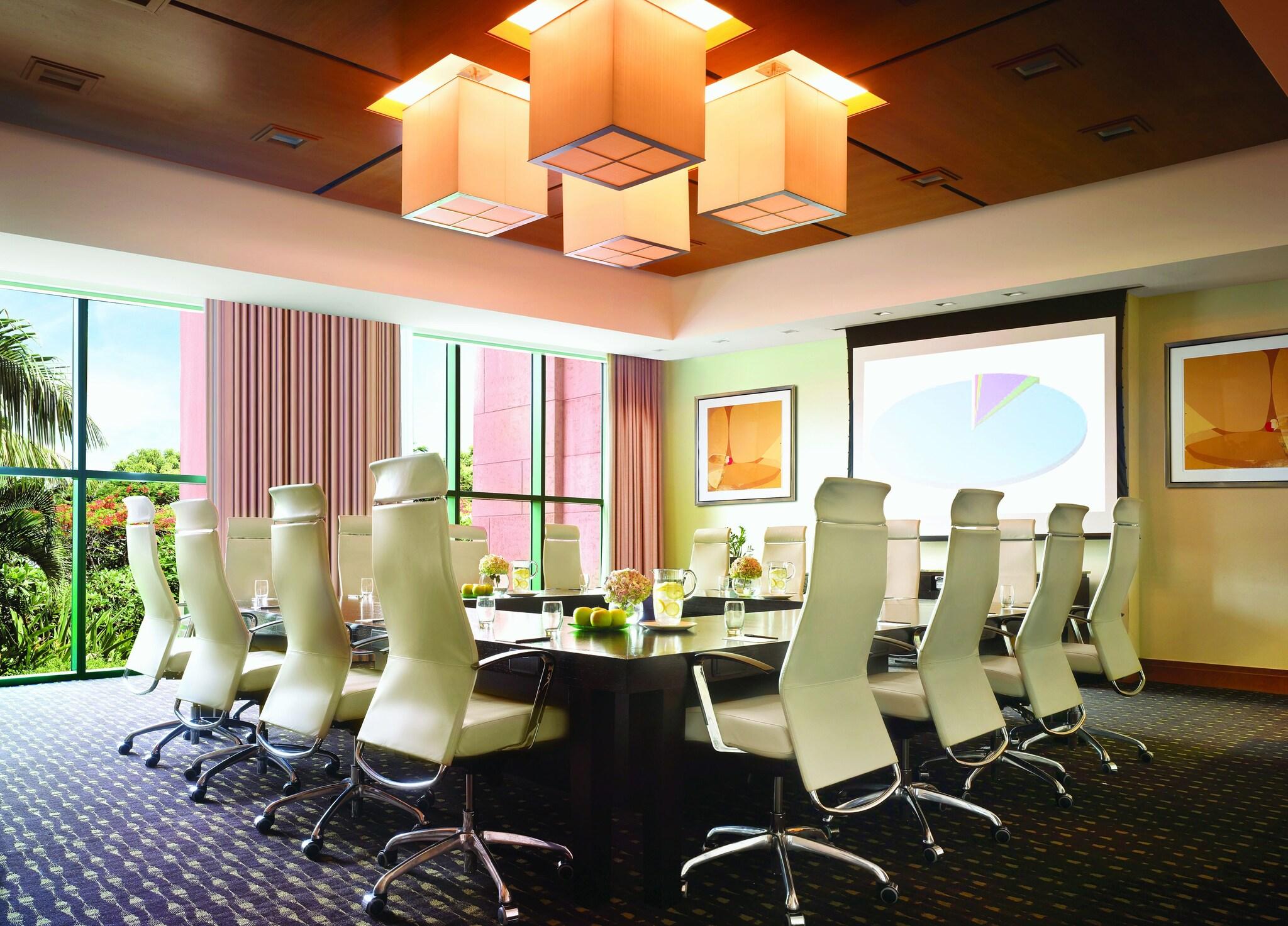 The Cove at Atlantis by null