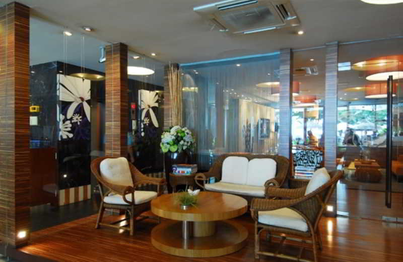 Baboona Beachfront Living