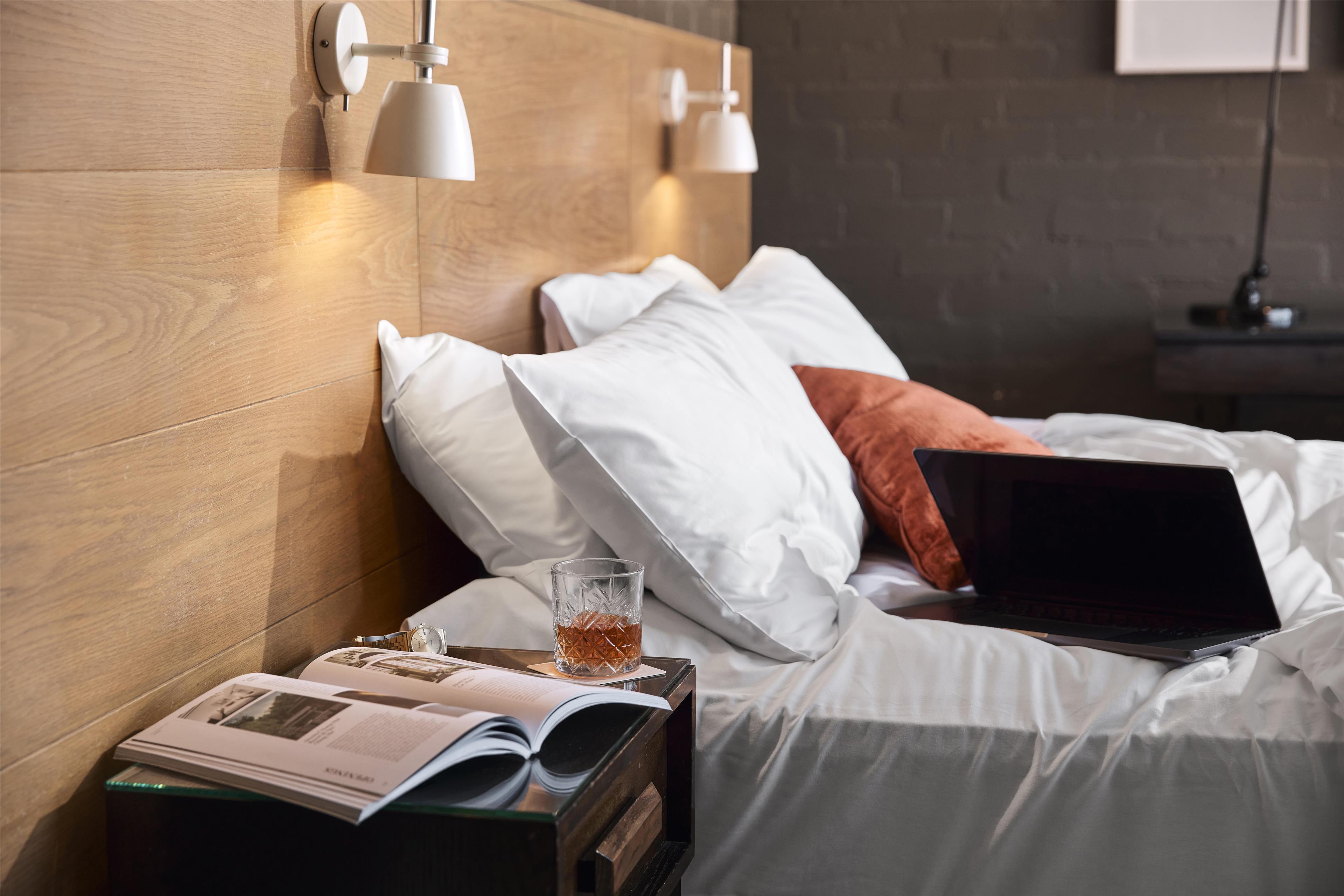 Harbour Rocks Hotel by null