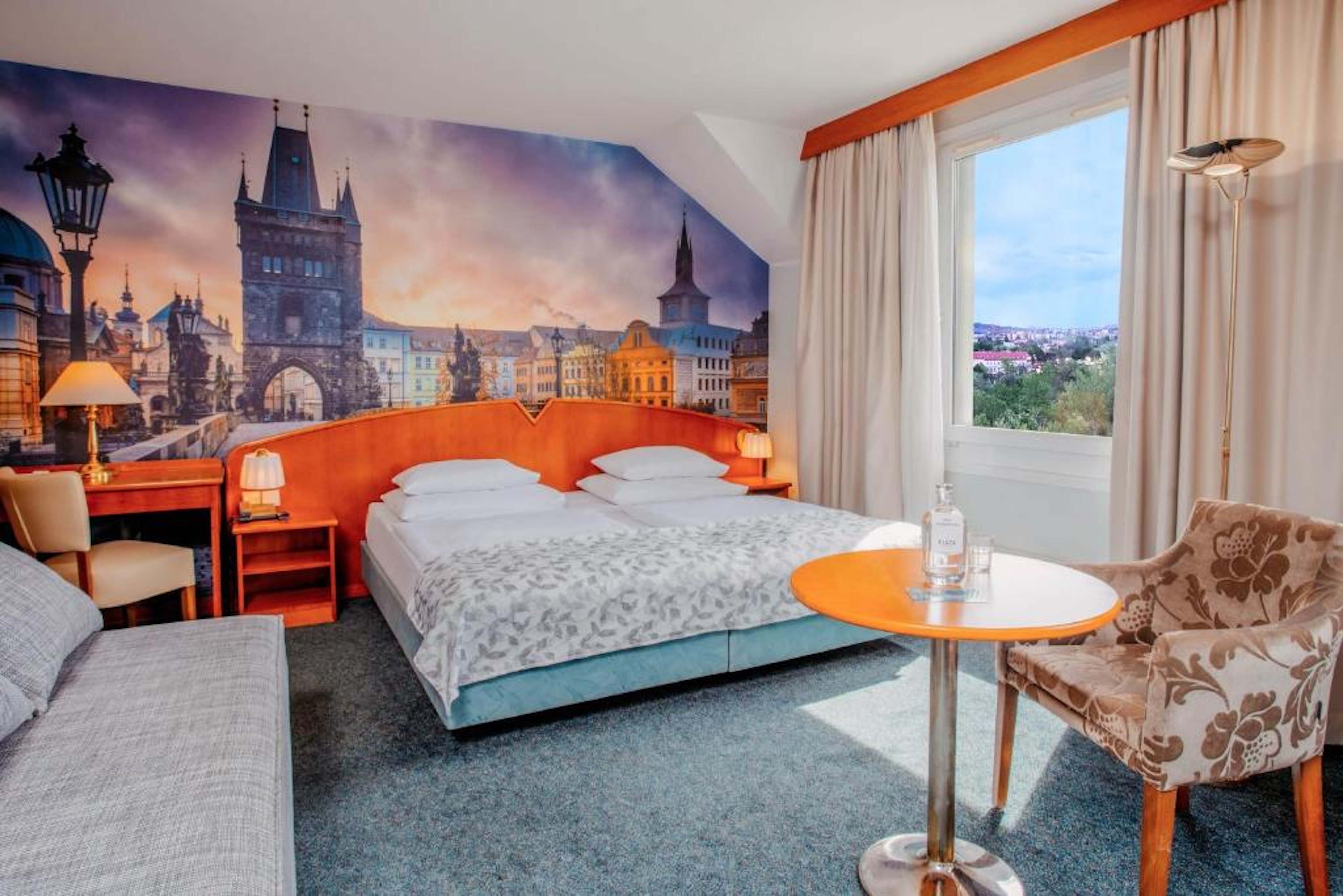 Plaza Boutique Hotel