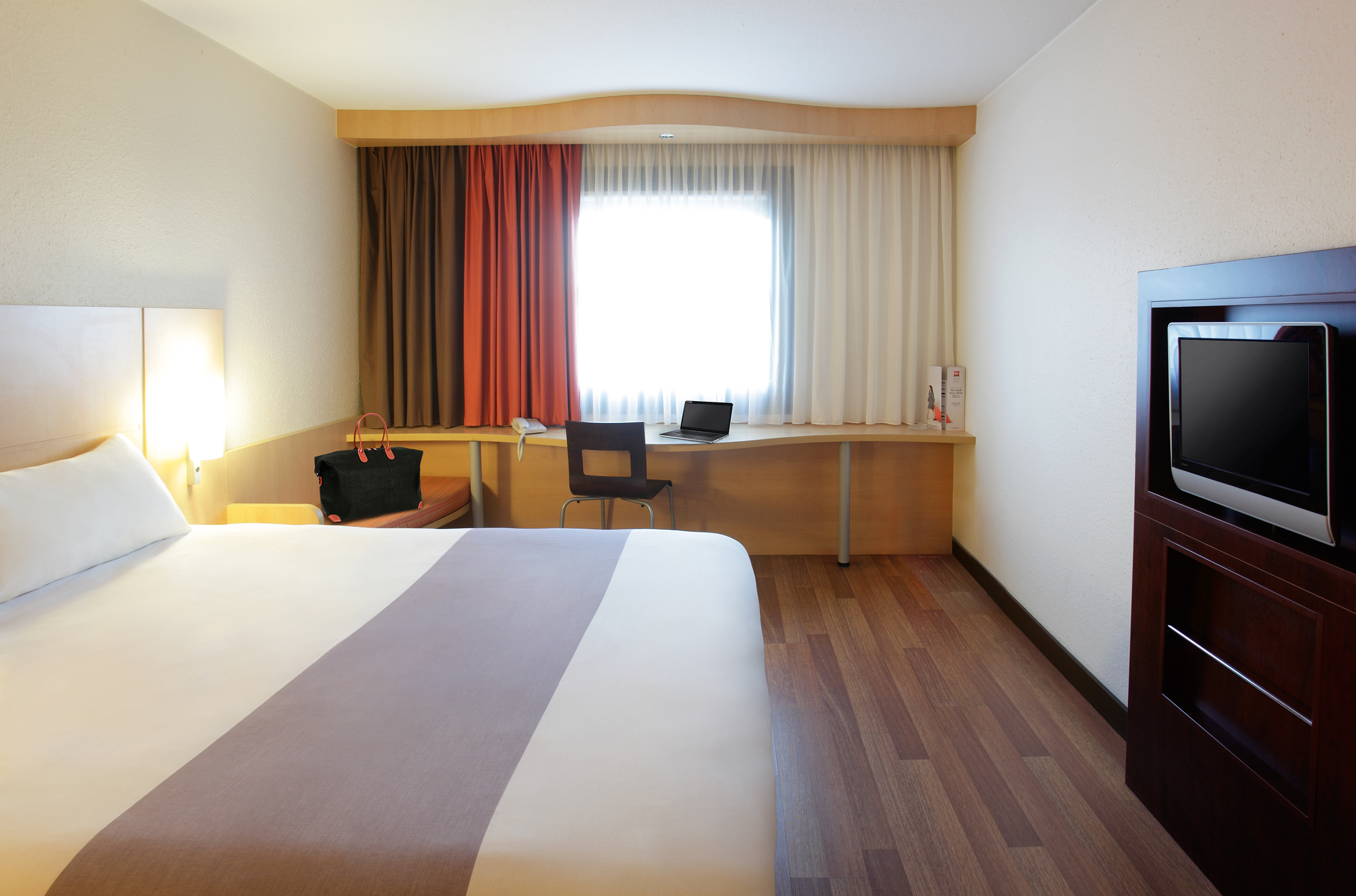 ibis Budapest Heroes Square